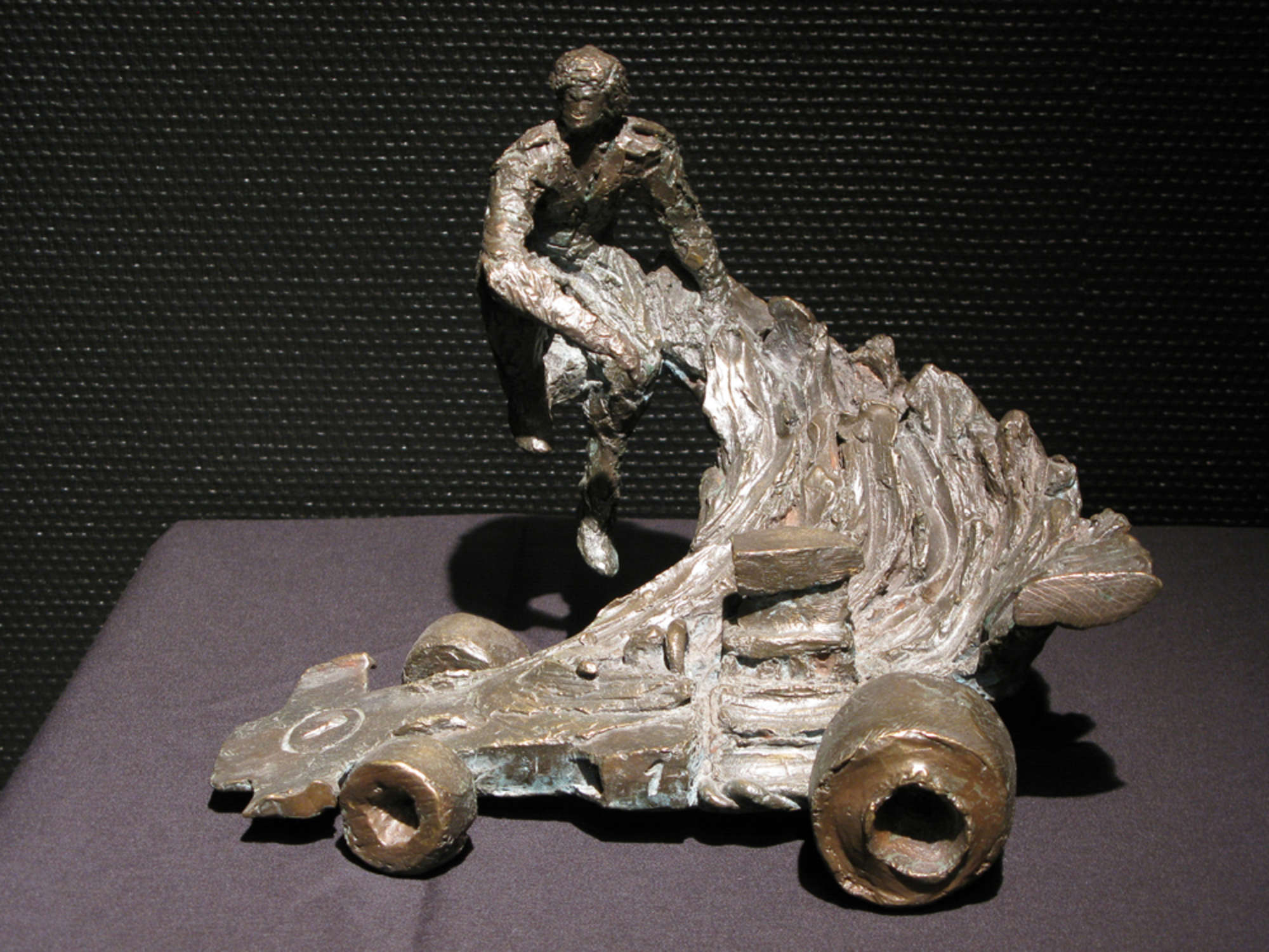  Ronnie Peterson bronze statue - 1 of 99 made (numbered: 58)-Auction Lot