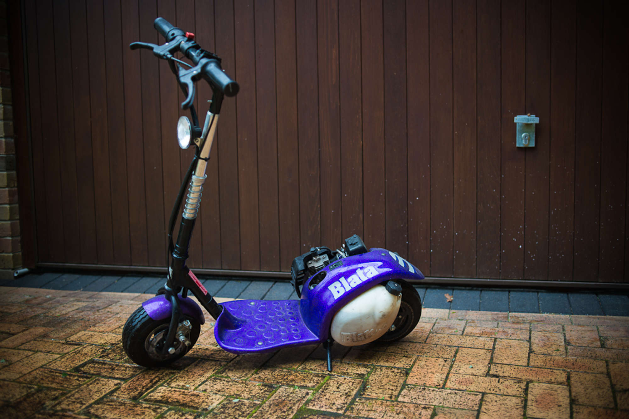 Blata petrol-powered scooter with handlebar-Sold