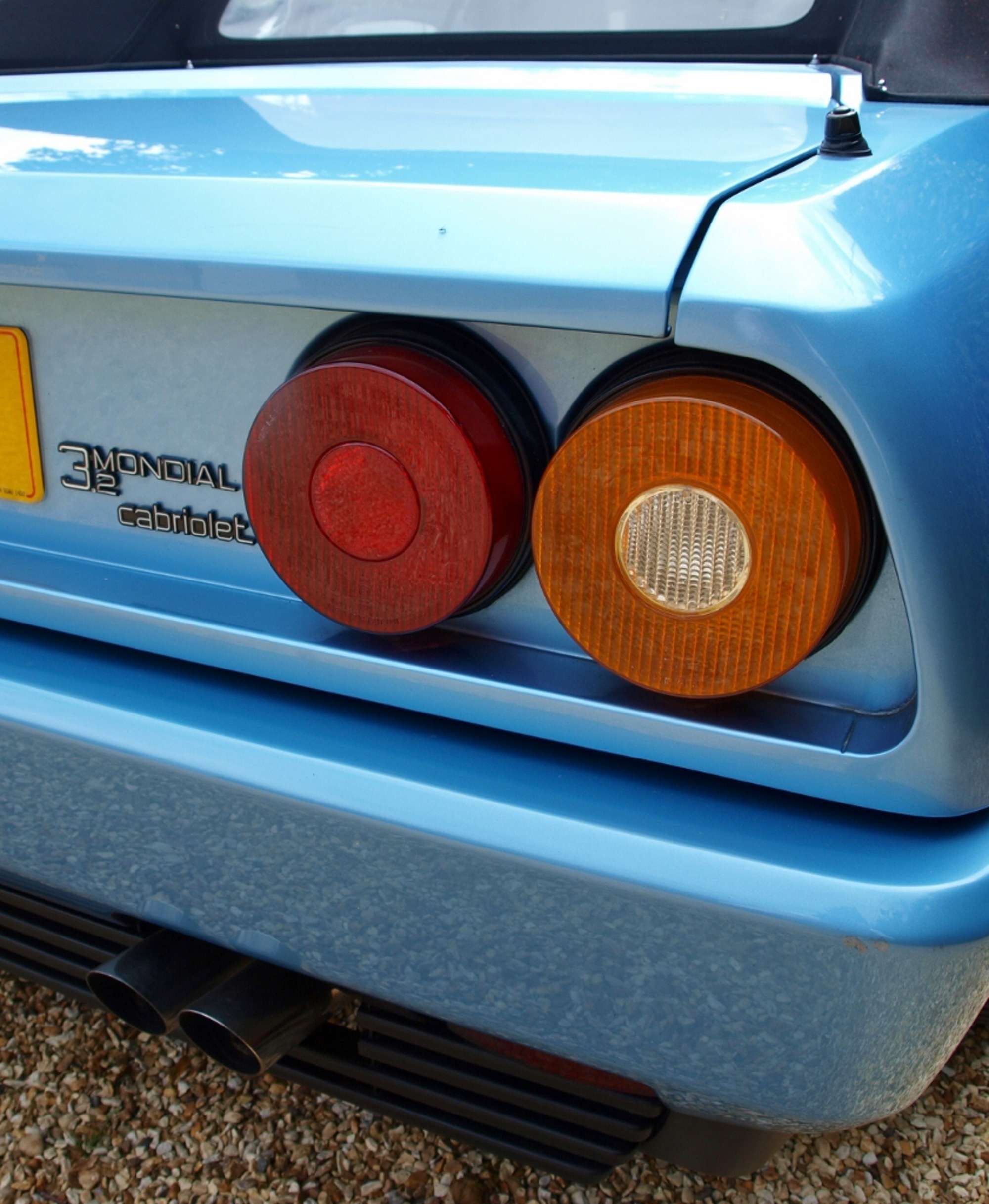 1988 Ferrari Mondial 3.2 Cabriolet-Sold