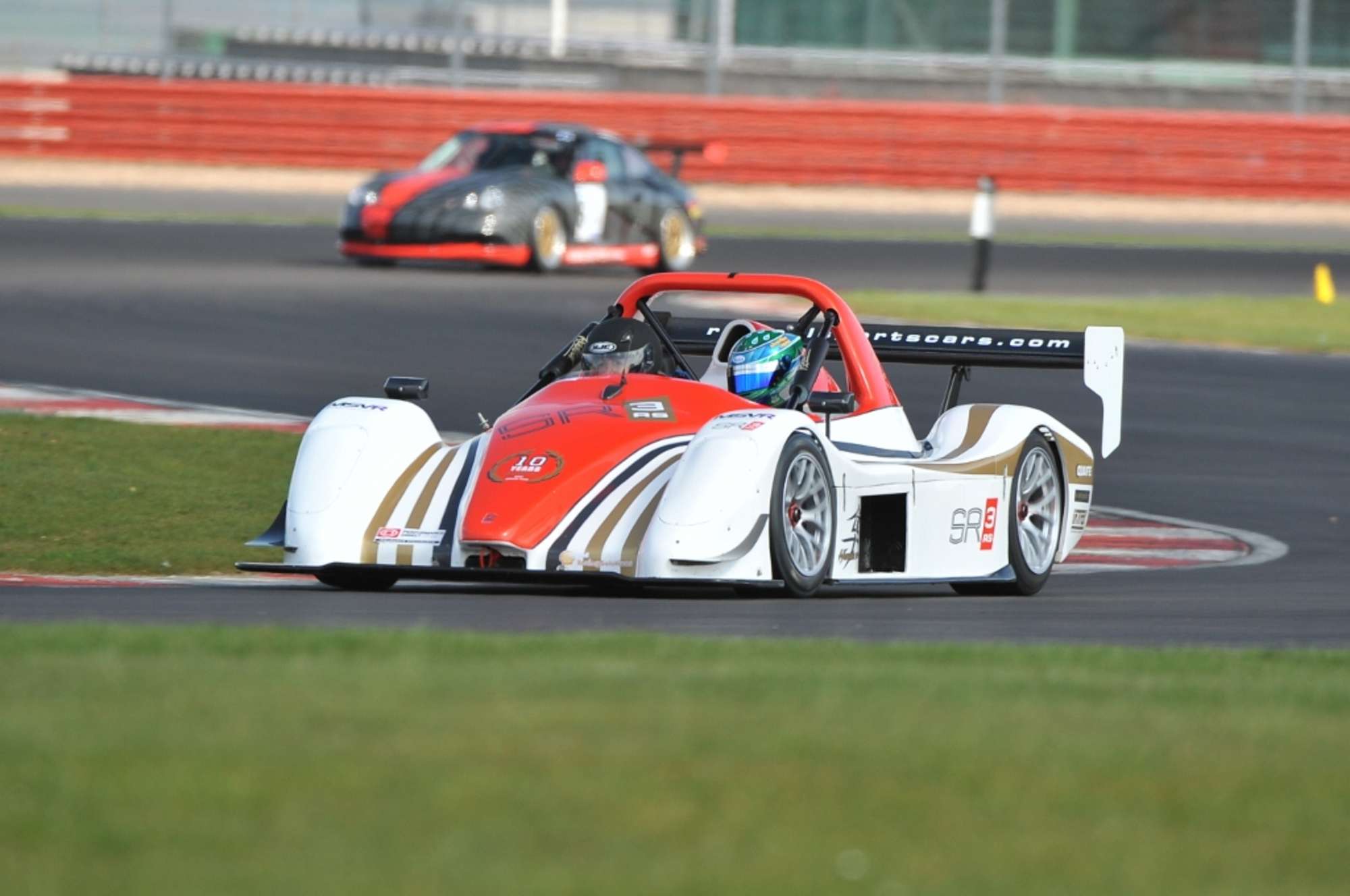 High-speed experience with Radical Sportscars-Sold