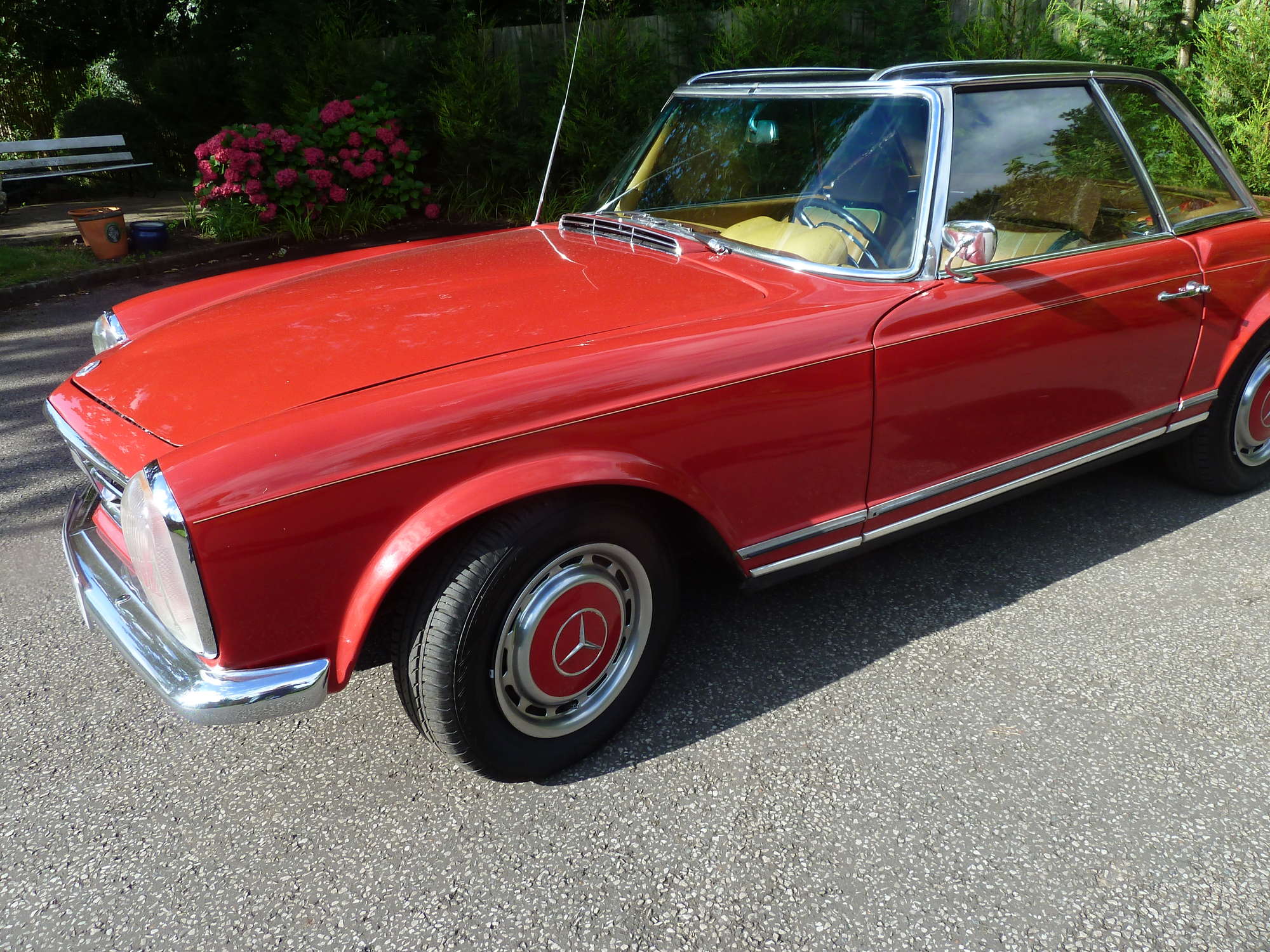 1967 Mercedes Benz 250SL Pagoda-Auction Lot
