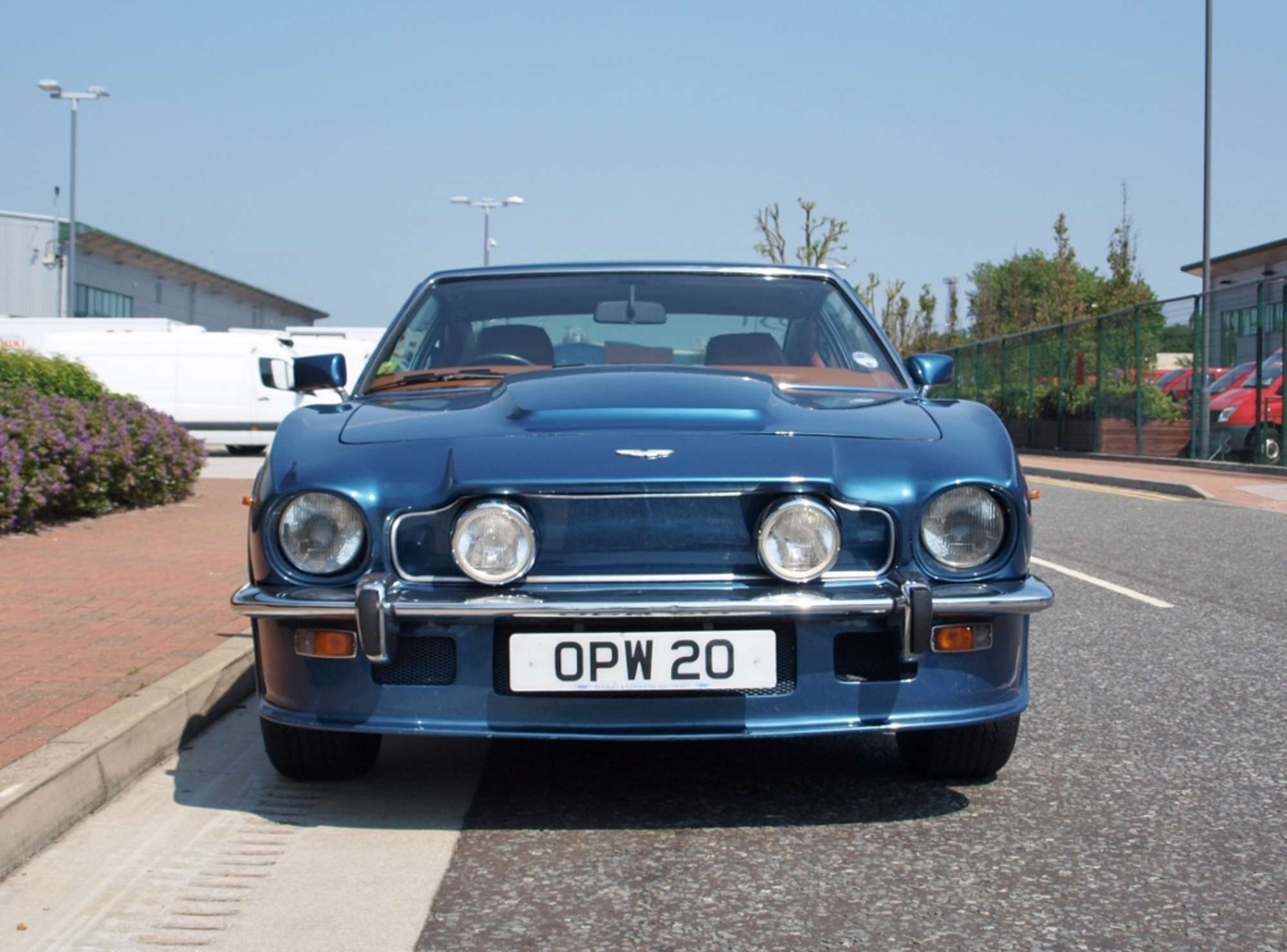**Amended** 1980 Aston Martin V8 Saloon-Sold