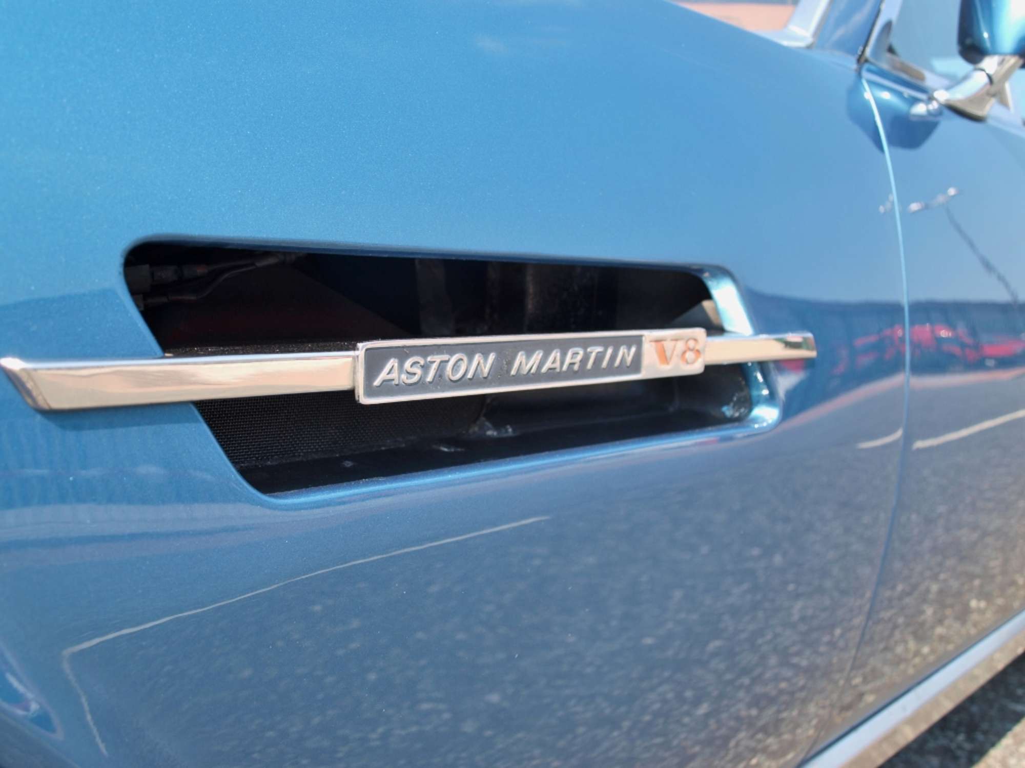 **Amended** 1980 Aston Martin V8 Saloon-Sold