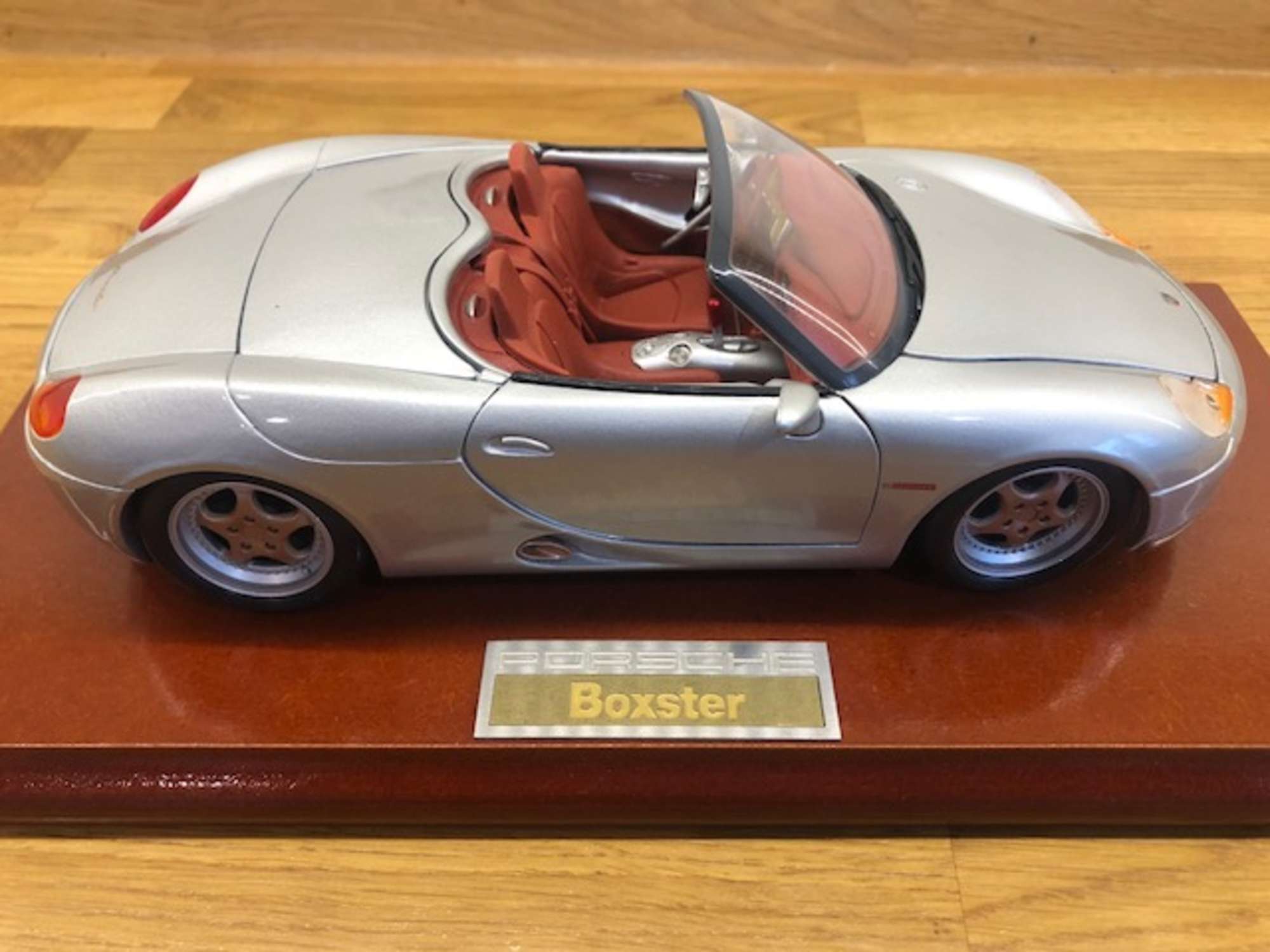 Boxter Concept 1:18 scale diecast model-Auction Lot