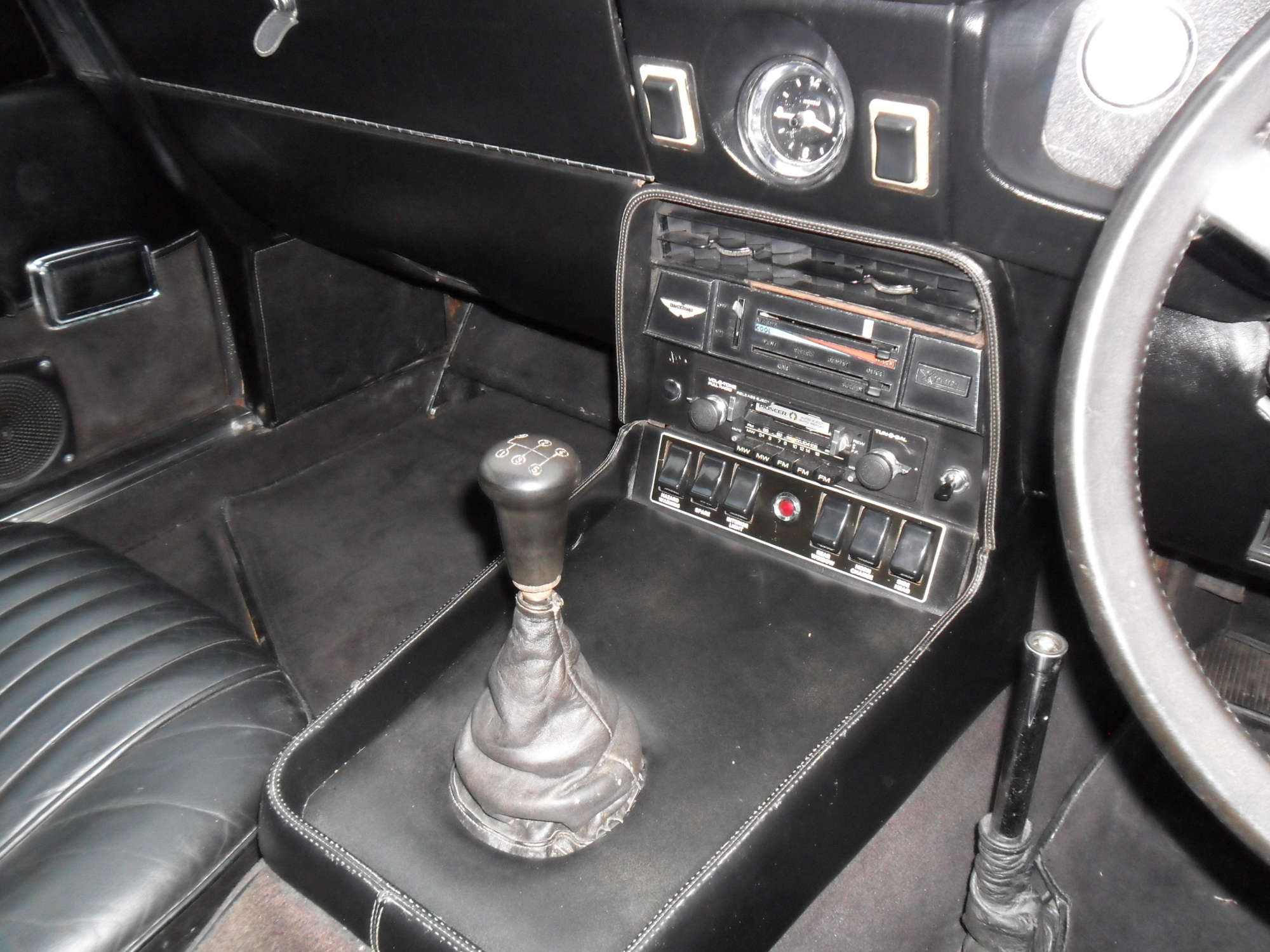 LATE ENTRY Lot 225A 1973 Aston Martin V8 Manual-Sold