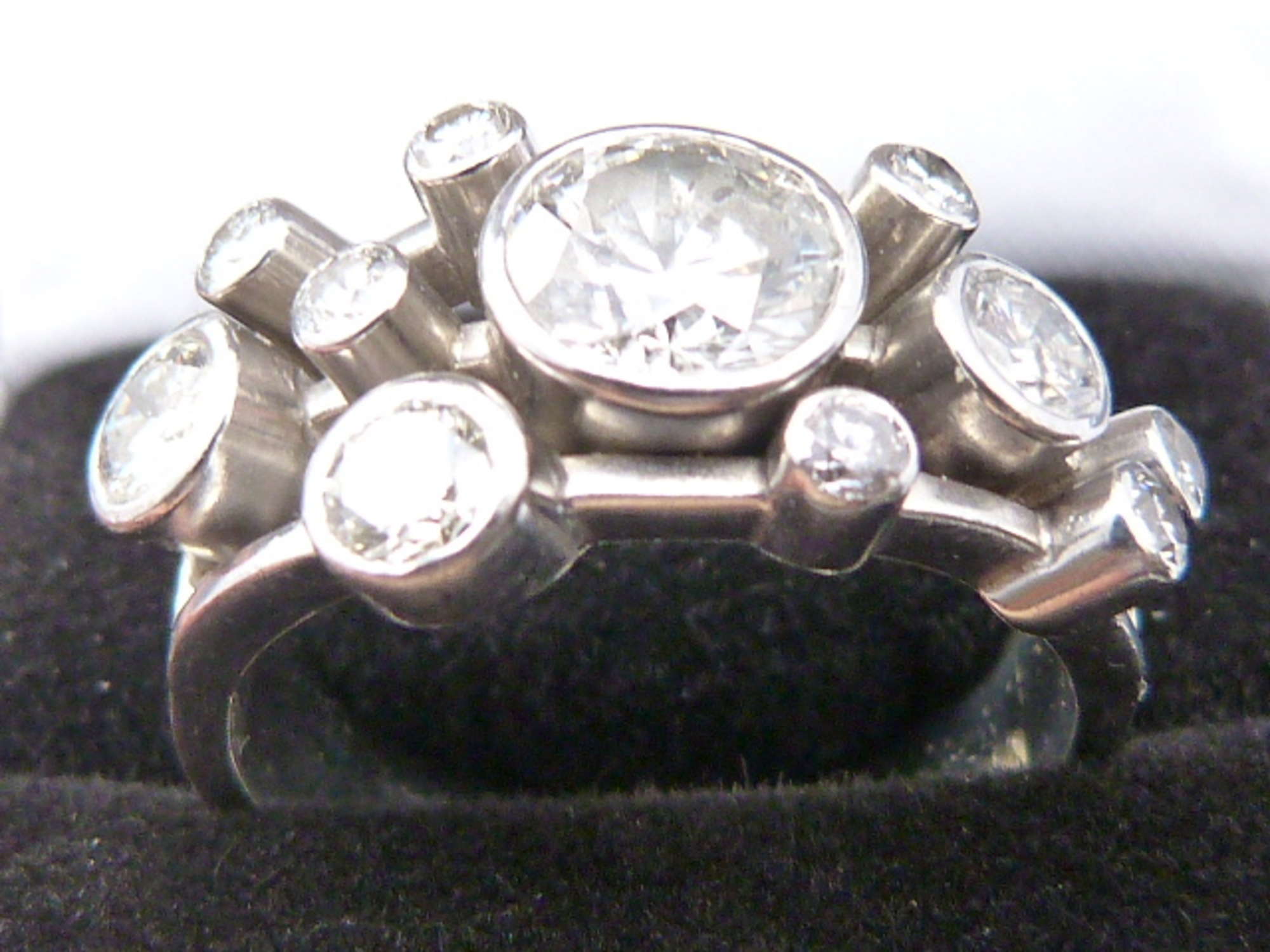 3.5ct Diamond Cluster Ring set in 18ct White Gold-Auction Lot