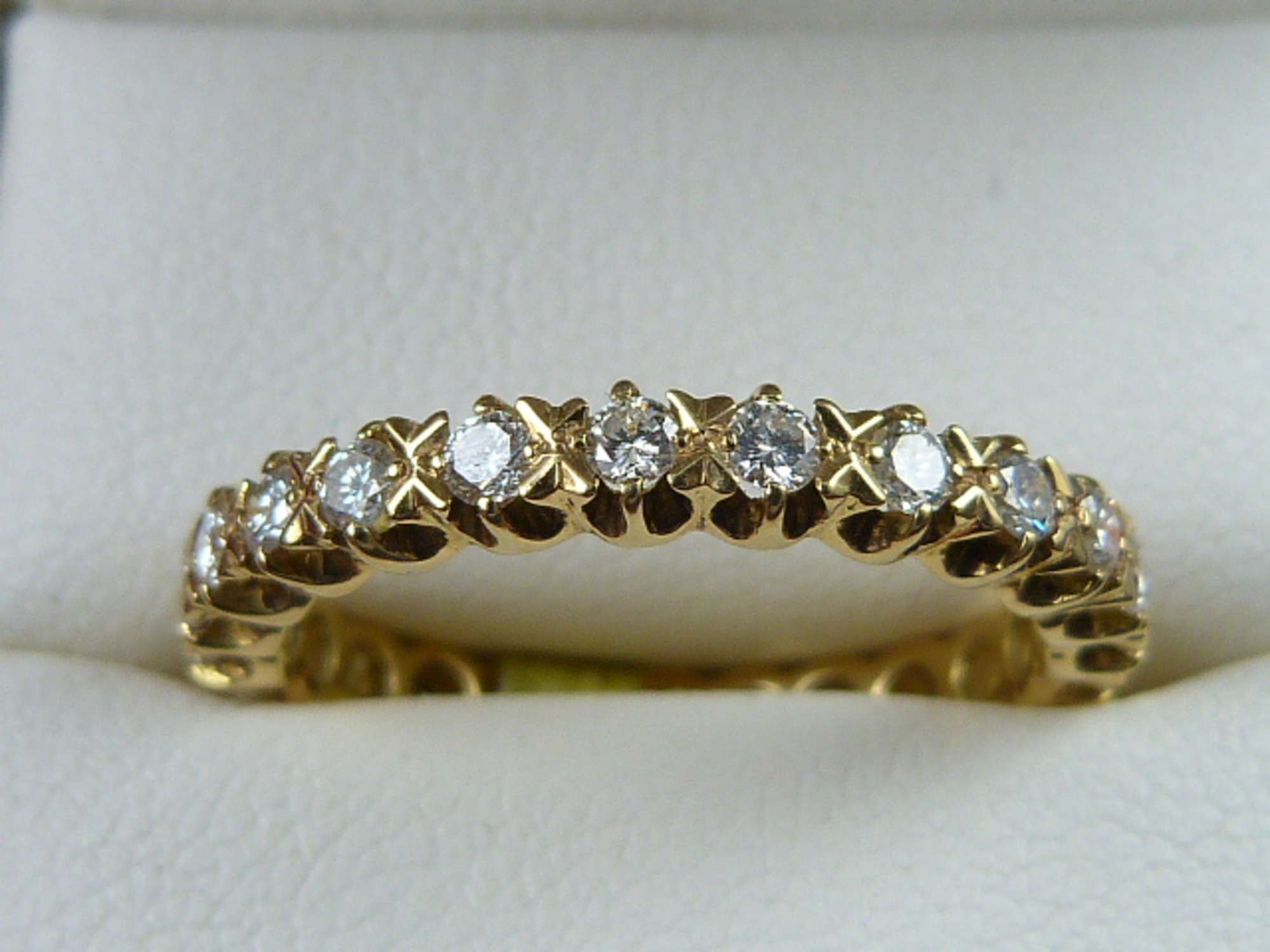 New 18ct Yellow Gold, 1ct Diamond Ring -Auction Lot