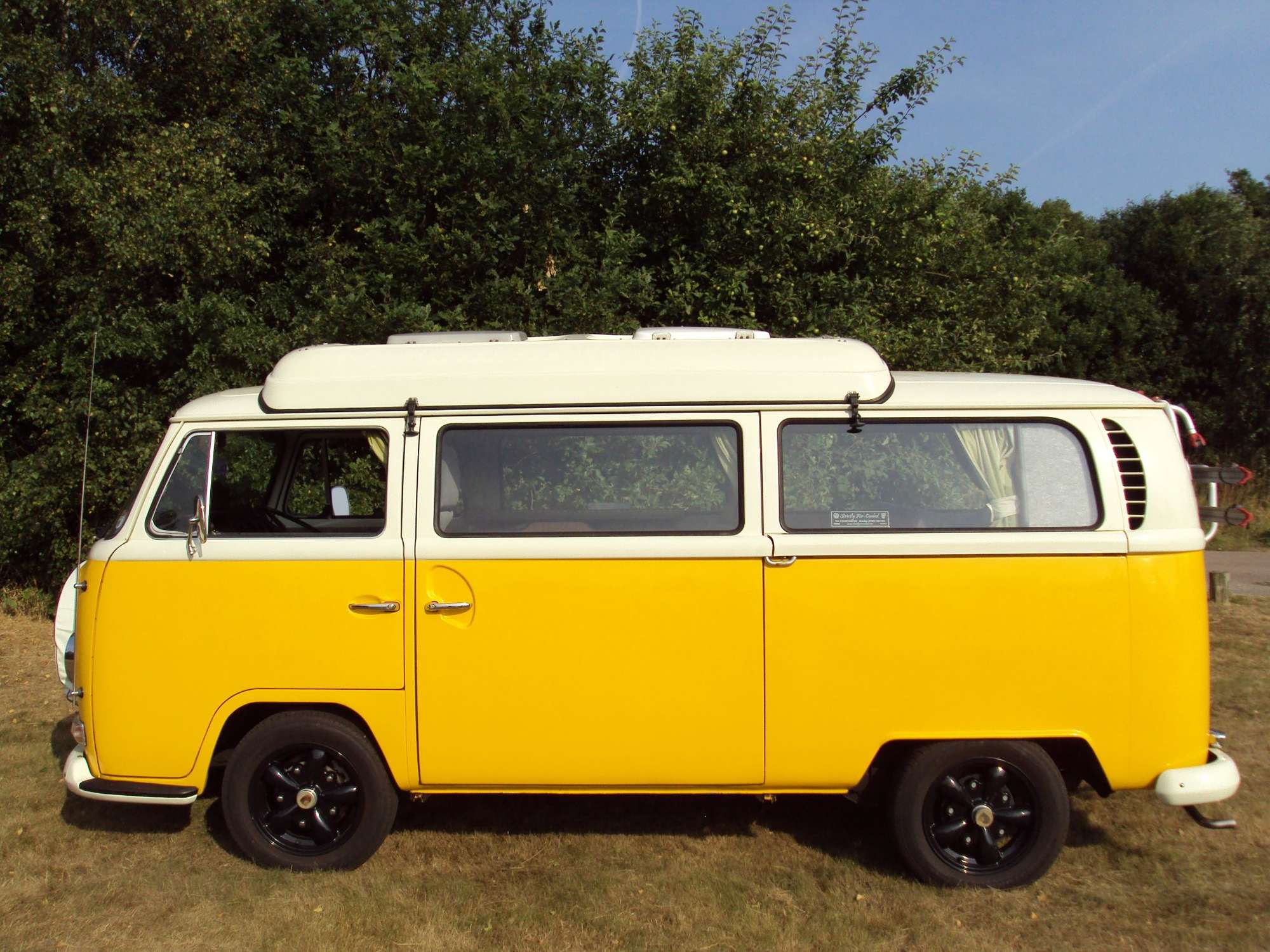 1970 VW Dormobile Camper Van Fully Furnished & Kitted out!-Sold