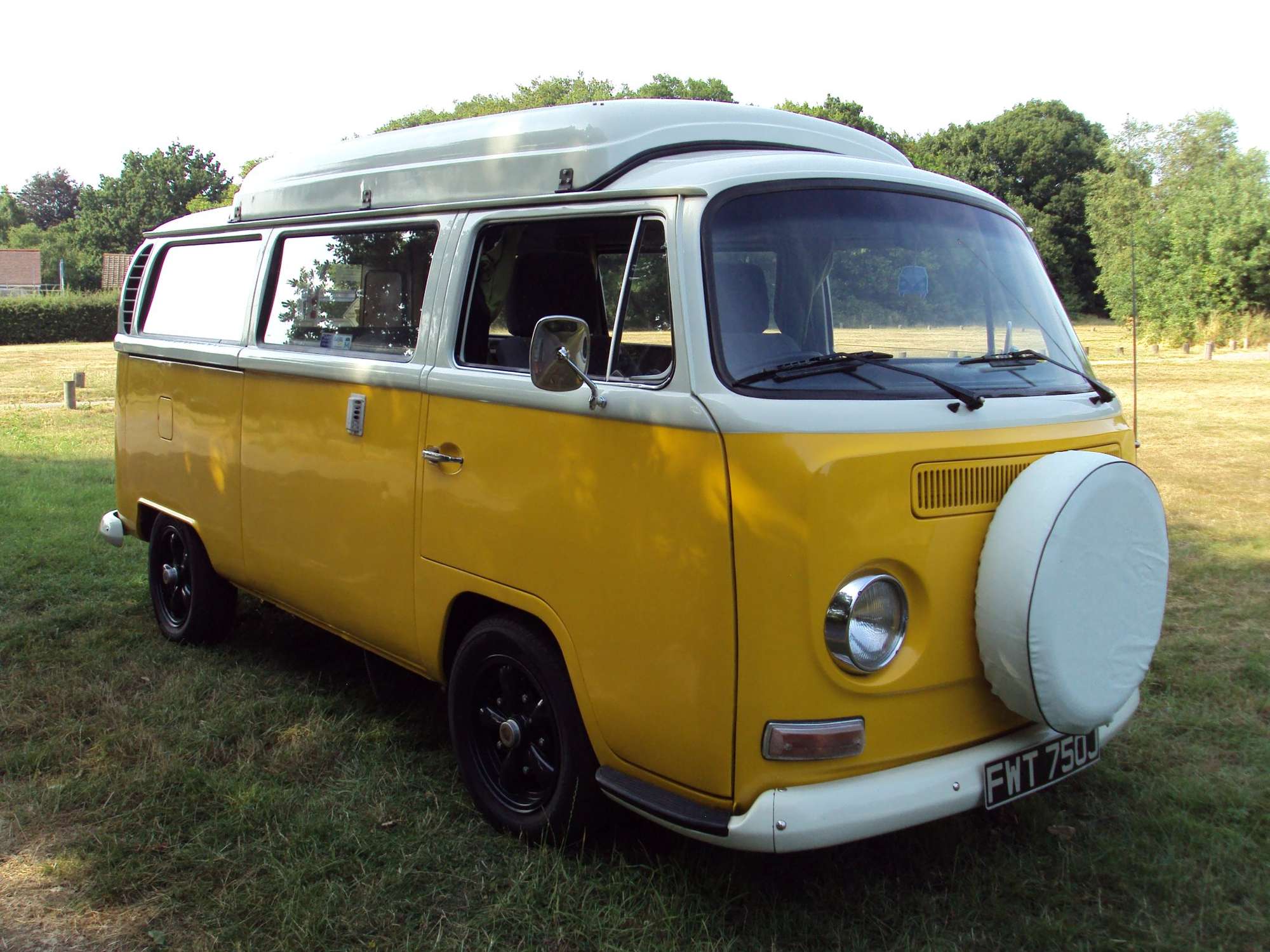 1970 VW Dormobile Camper Van Fully Furnished & Kitted out!-Sold