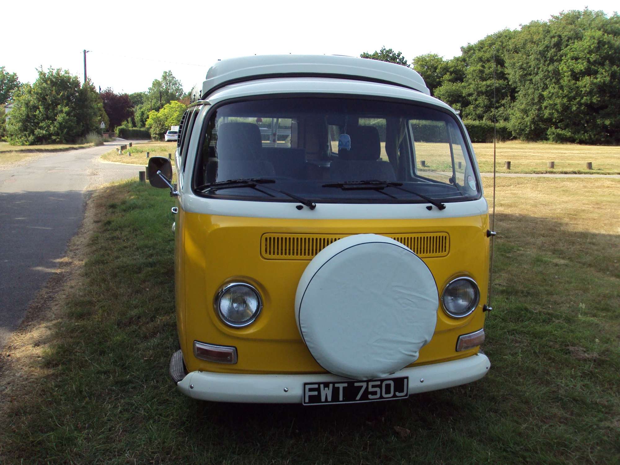 1970 VW Dormobile Camper Van Fully Furnished & Kitted out!-Sold