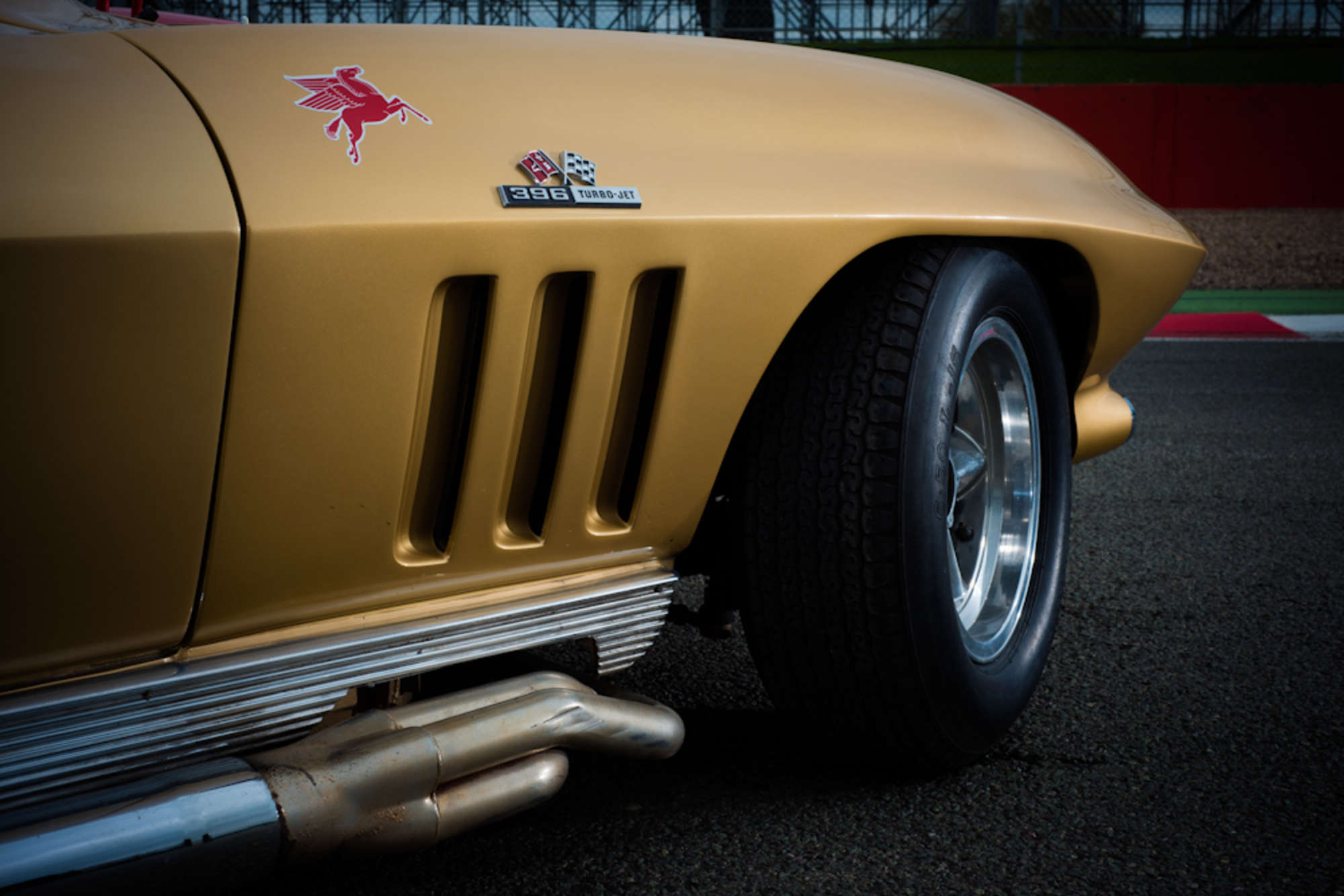 1965 Chevrolet Corvette Stingray FIA race car-Auction Lot