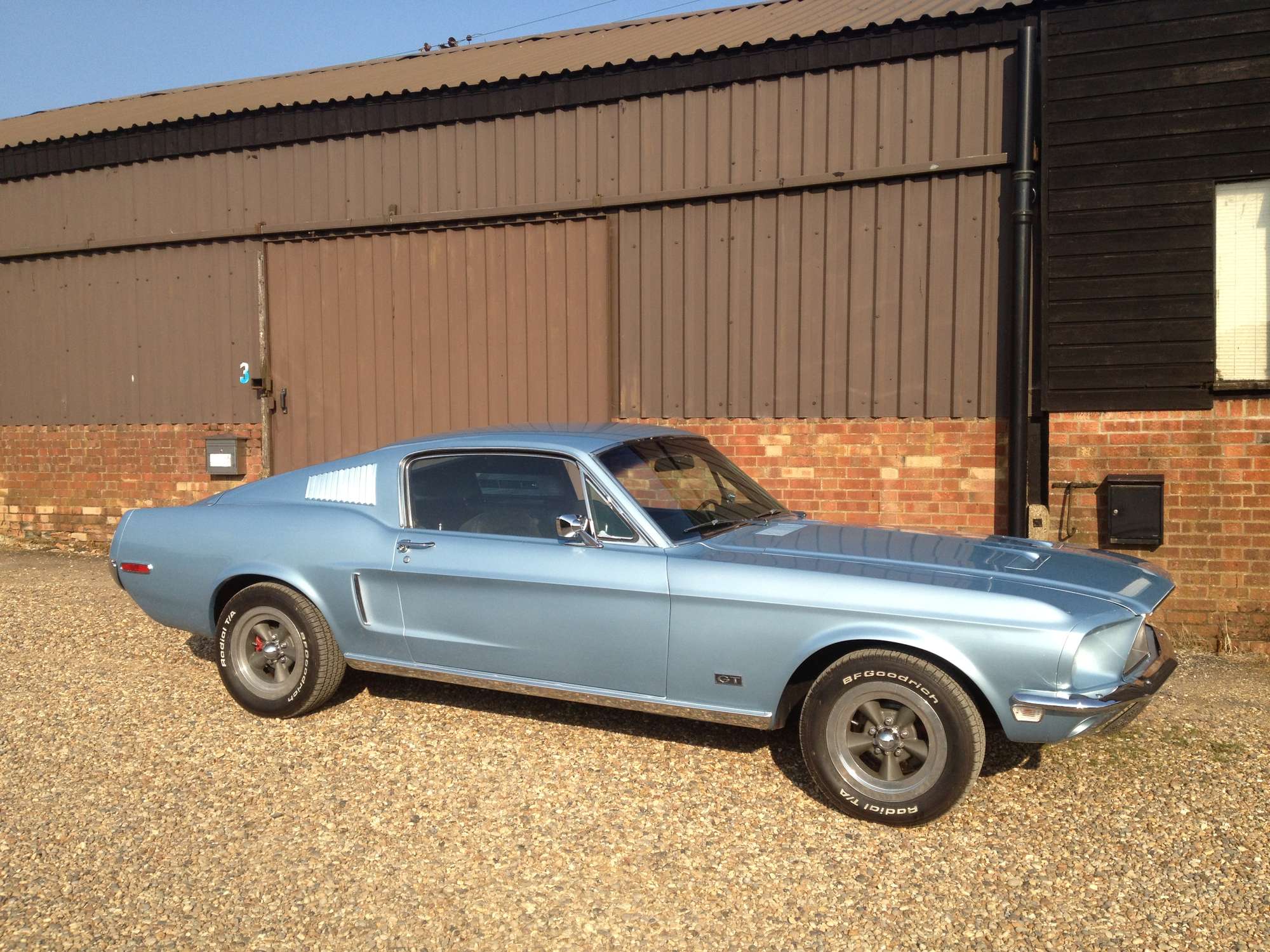 1968 Ford Mustang 302 Fastback completely restored in 2011-Auction Lot