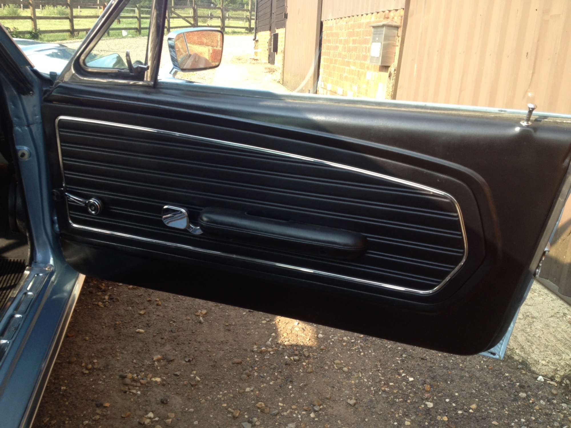 1968 Ford Mustang 302 Fastback completely restored in 2011-Auction Lot