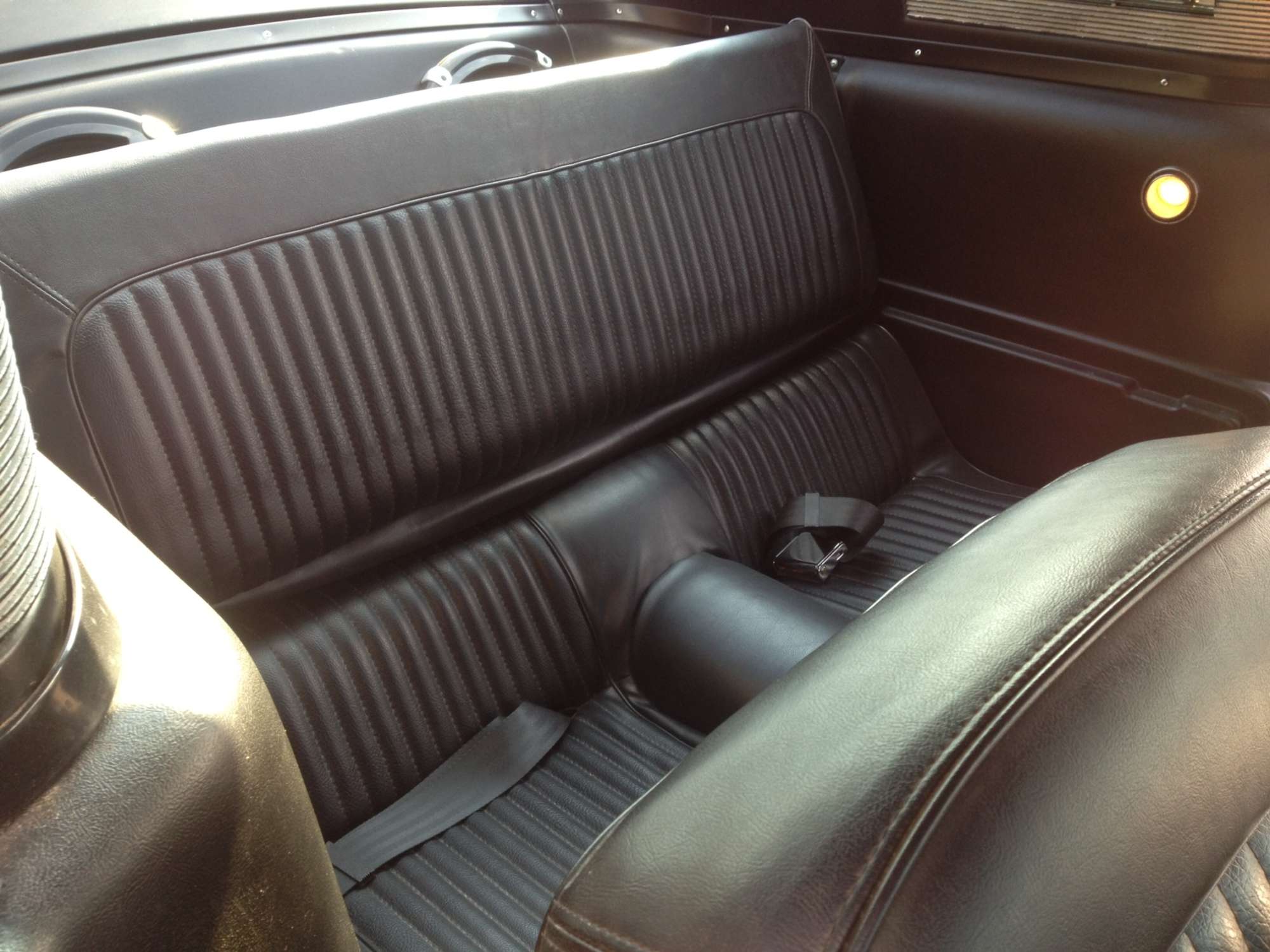 1968 Ford Mustang 302 Fastback completely restored in 2011-Auction Lot