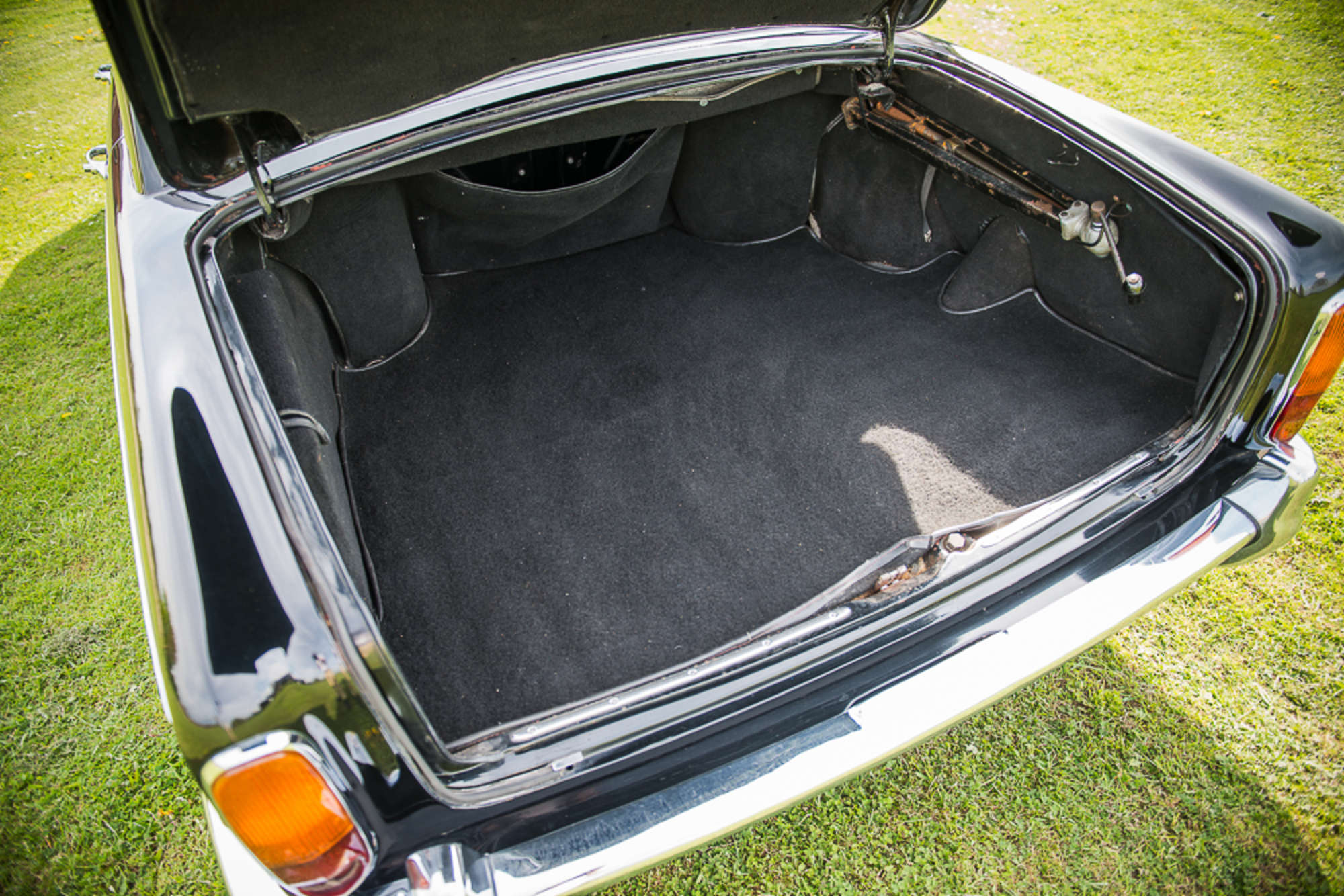 1970 Bentley T1 Ex Duke of Devonshire-Auction Lot