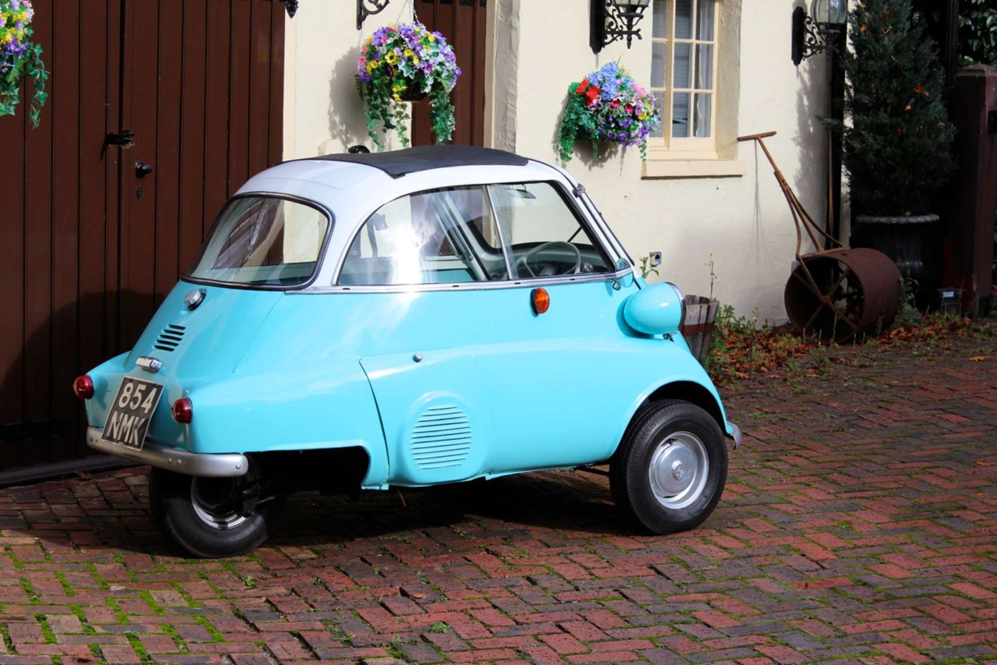 1962 BMW Isetta-Sold