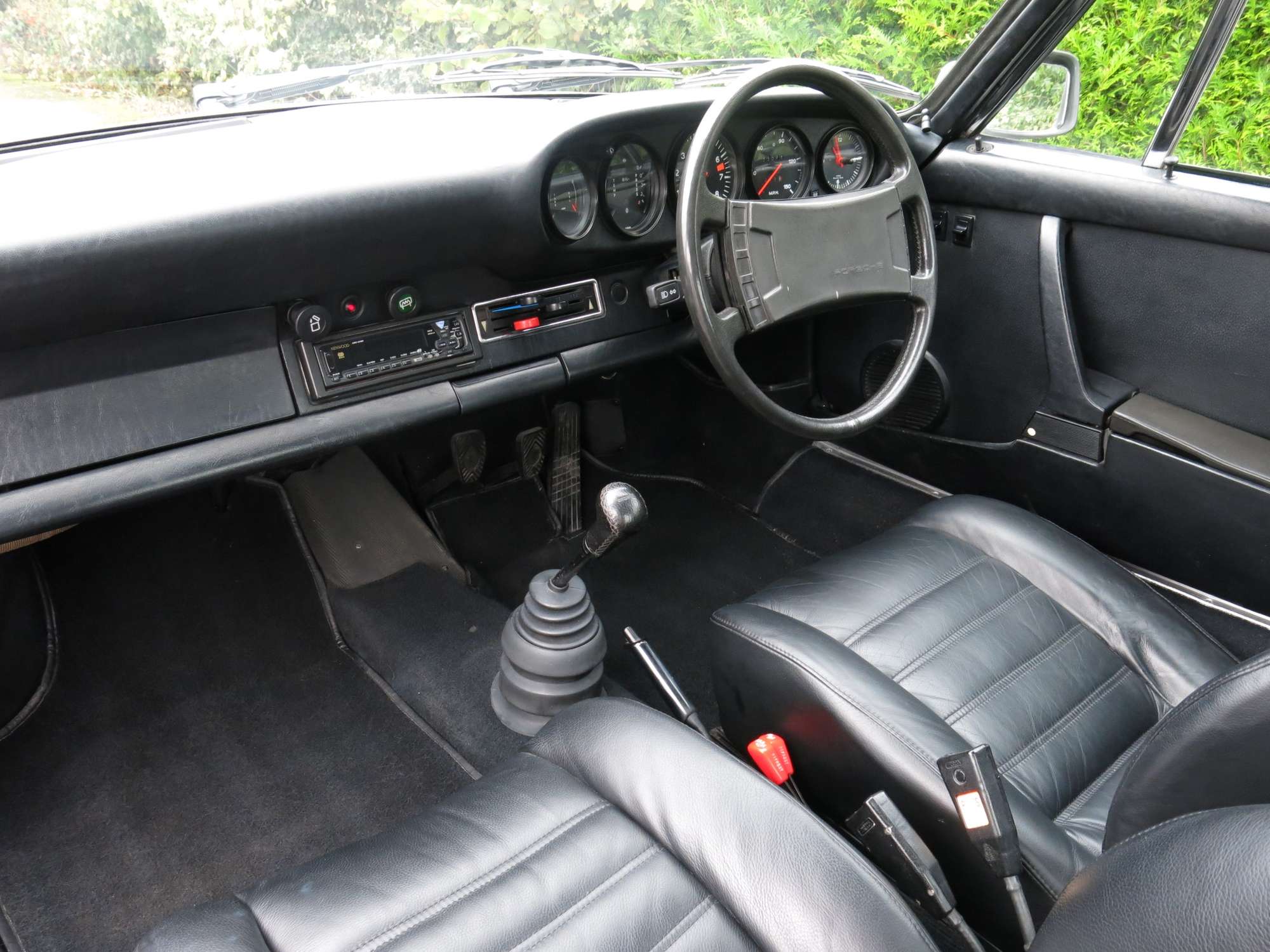 1976 Porsche 911 2.7 Coupe-Sold