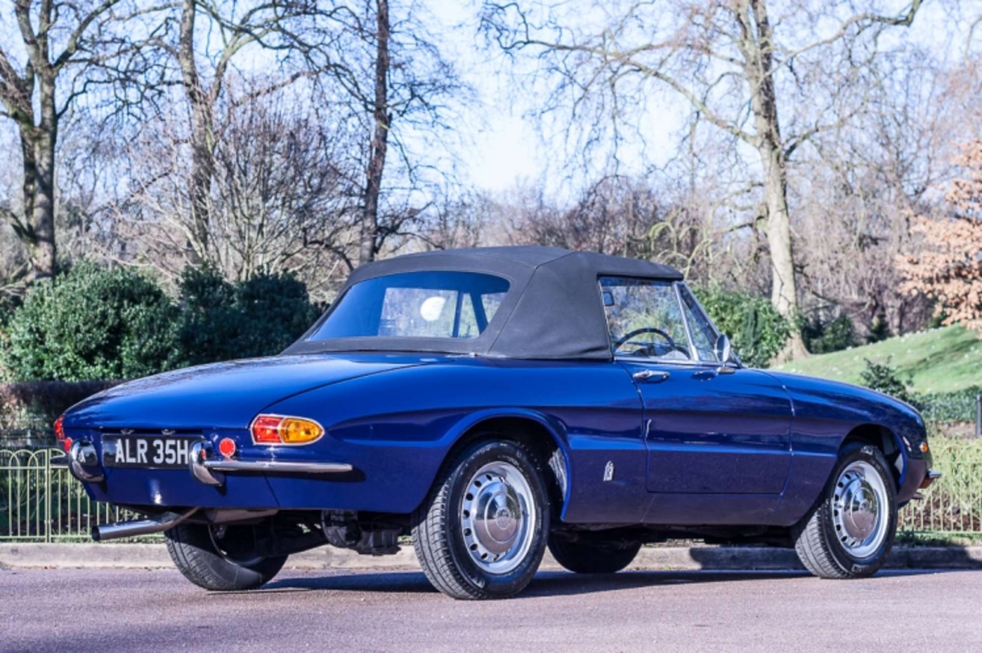 1969 Alfa Romeo Duetto-Sold