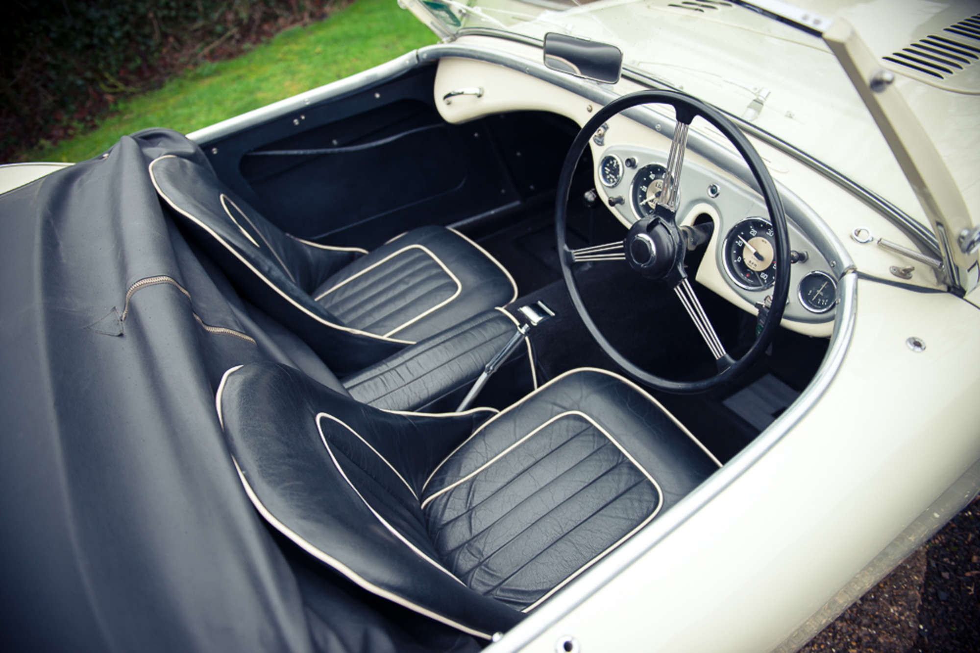 1955 Austin Healey 100/4 BN1-Auction Lot