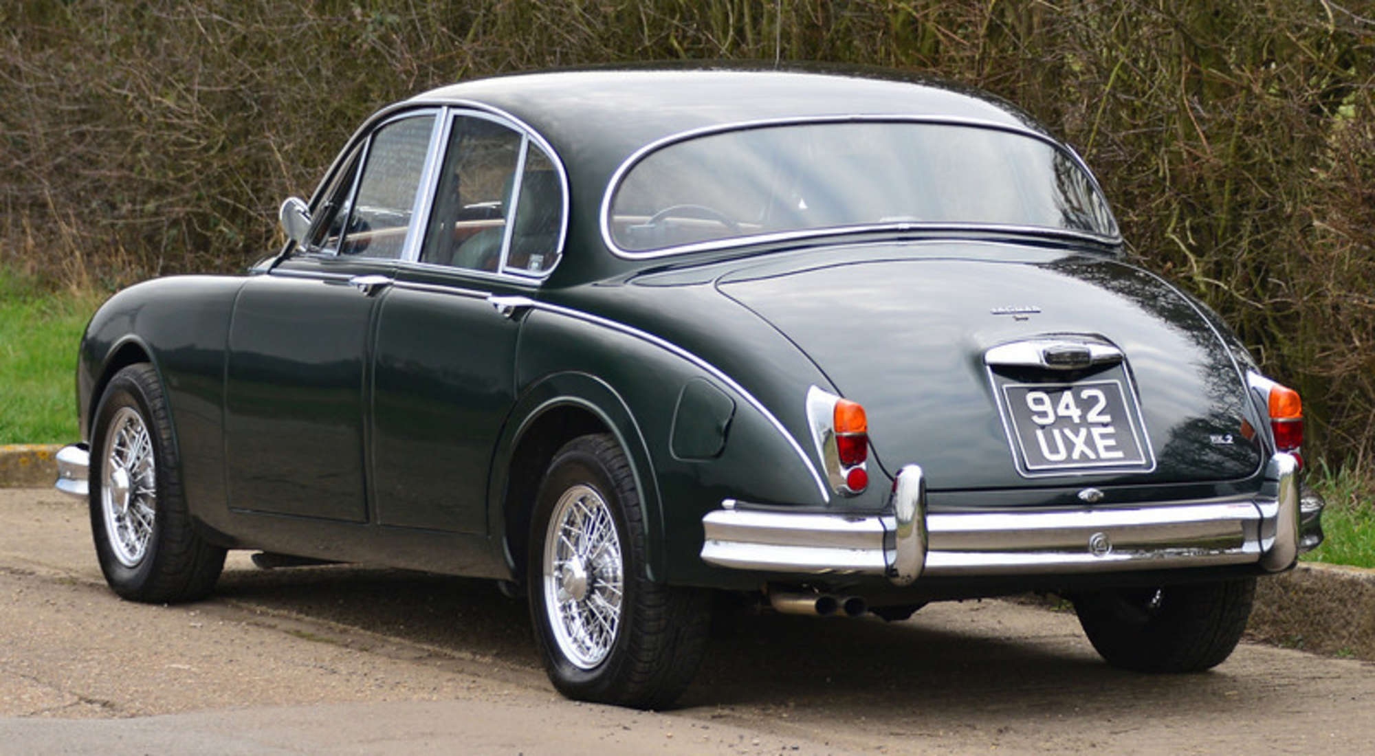 1960 Jaguar Mark II 3.8 Saloon-Auction Lot