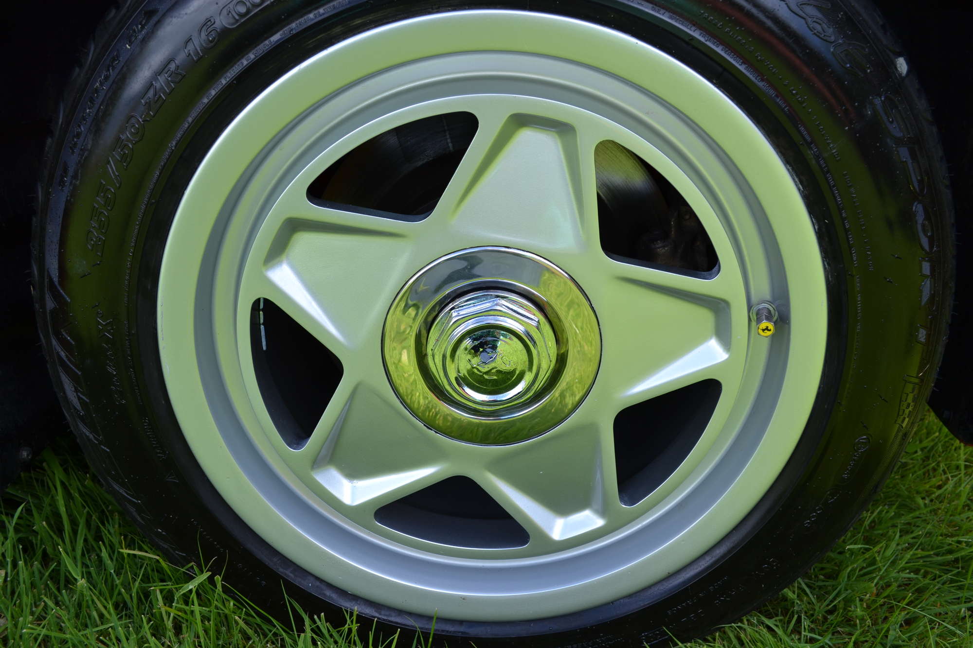 1988 Ferrari Testarossa-Sold