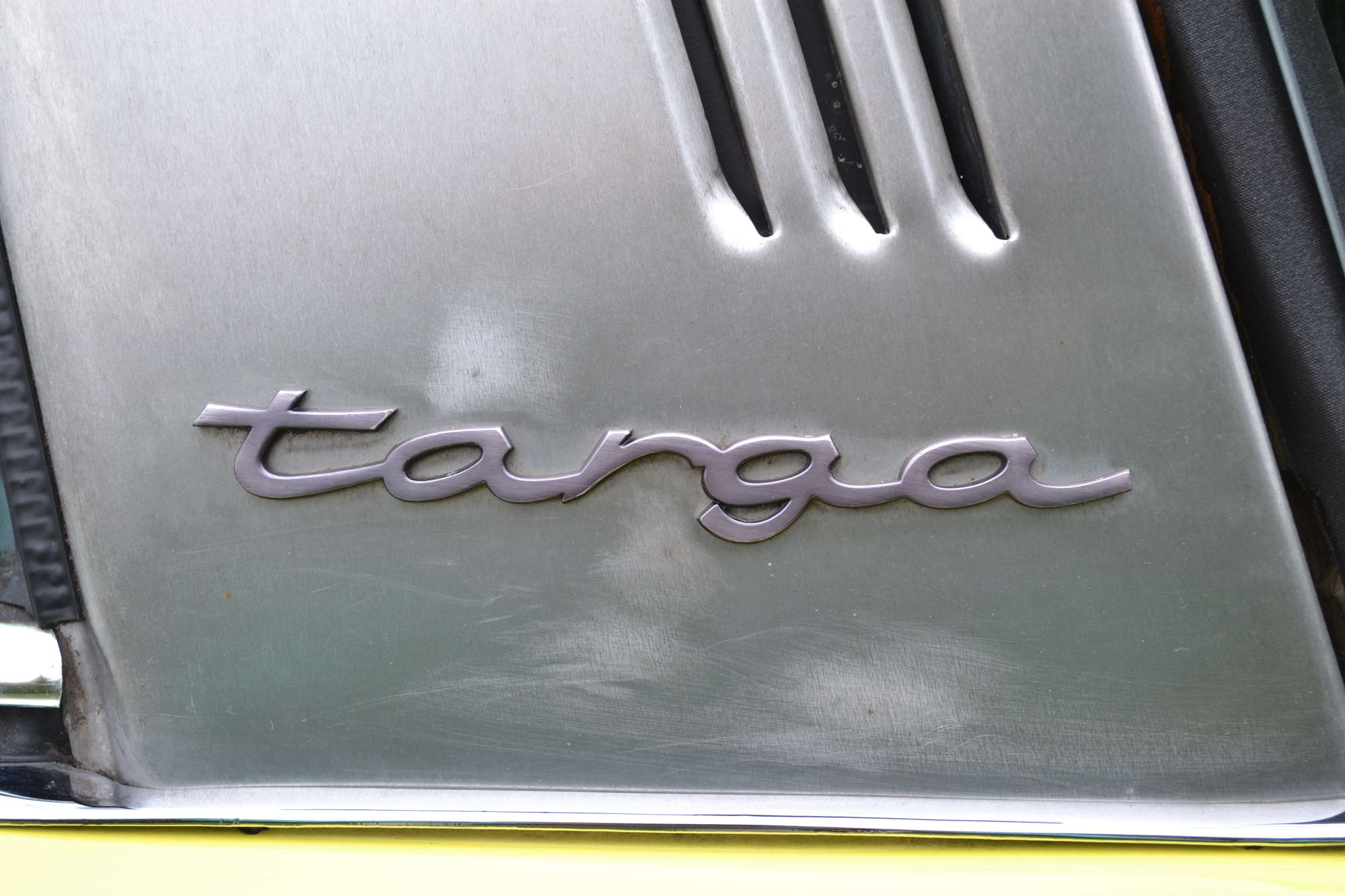 1973 Porsche 911 S 2.4 Targa-Sold