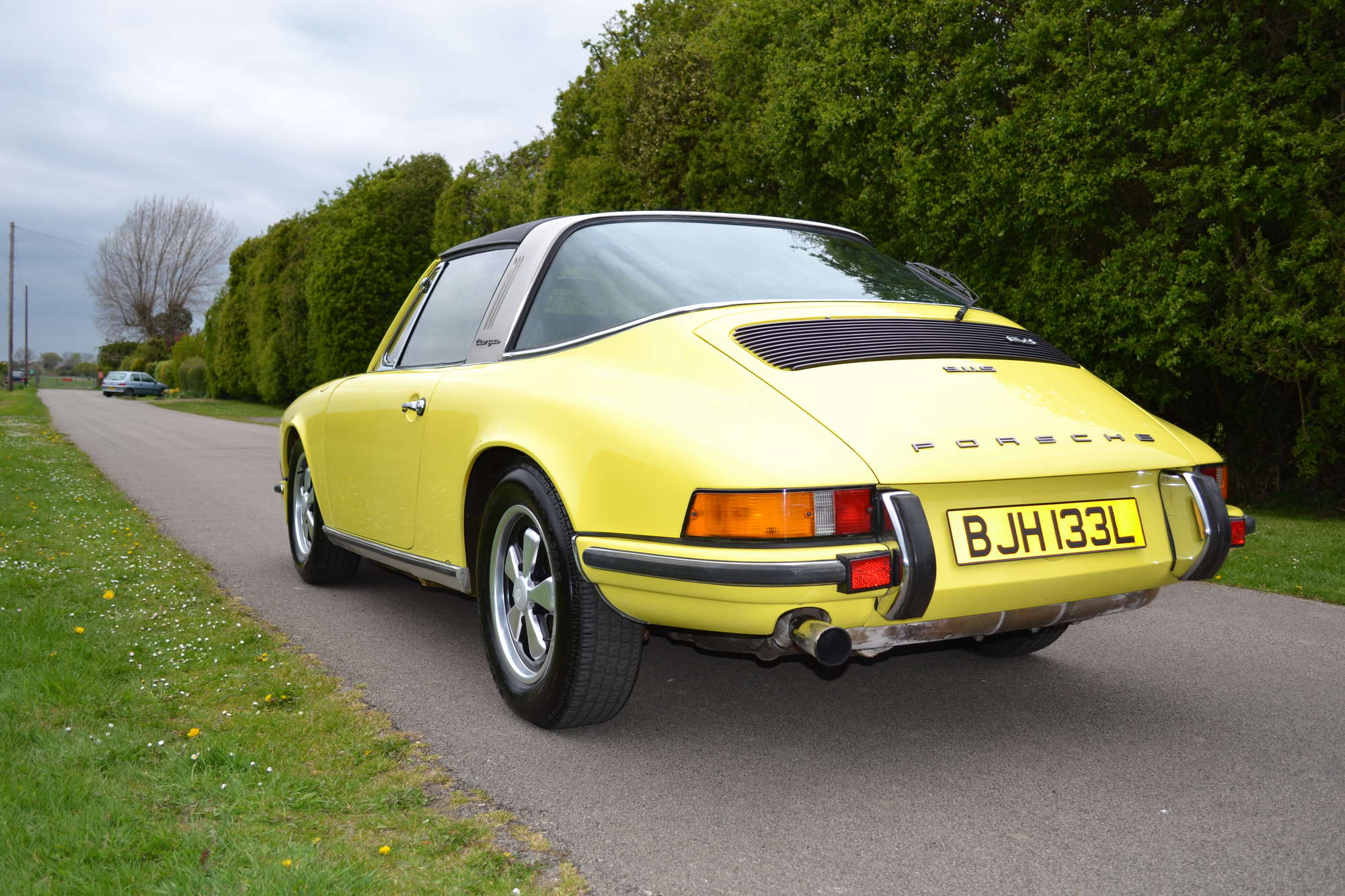 1973 Porsche 911 S 2.4 Targa-Sold