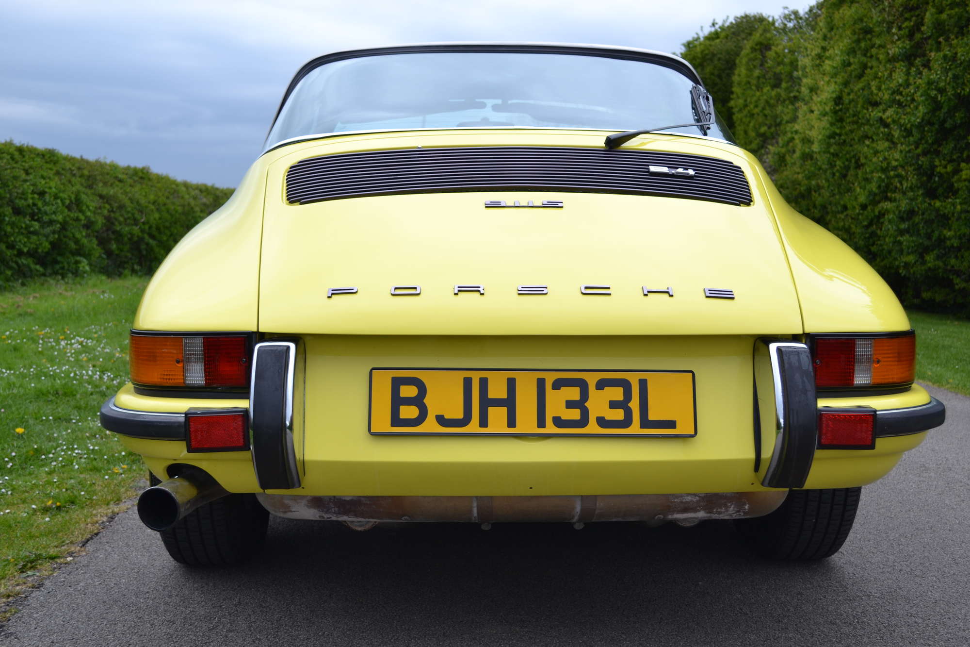 1973 Porsche 911 S 2.4 Targa-Sold