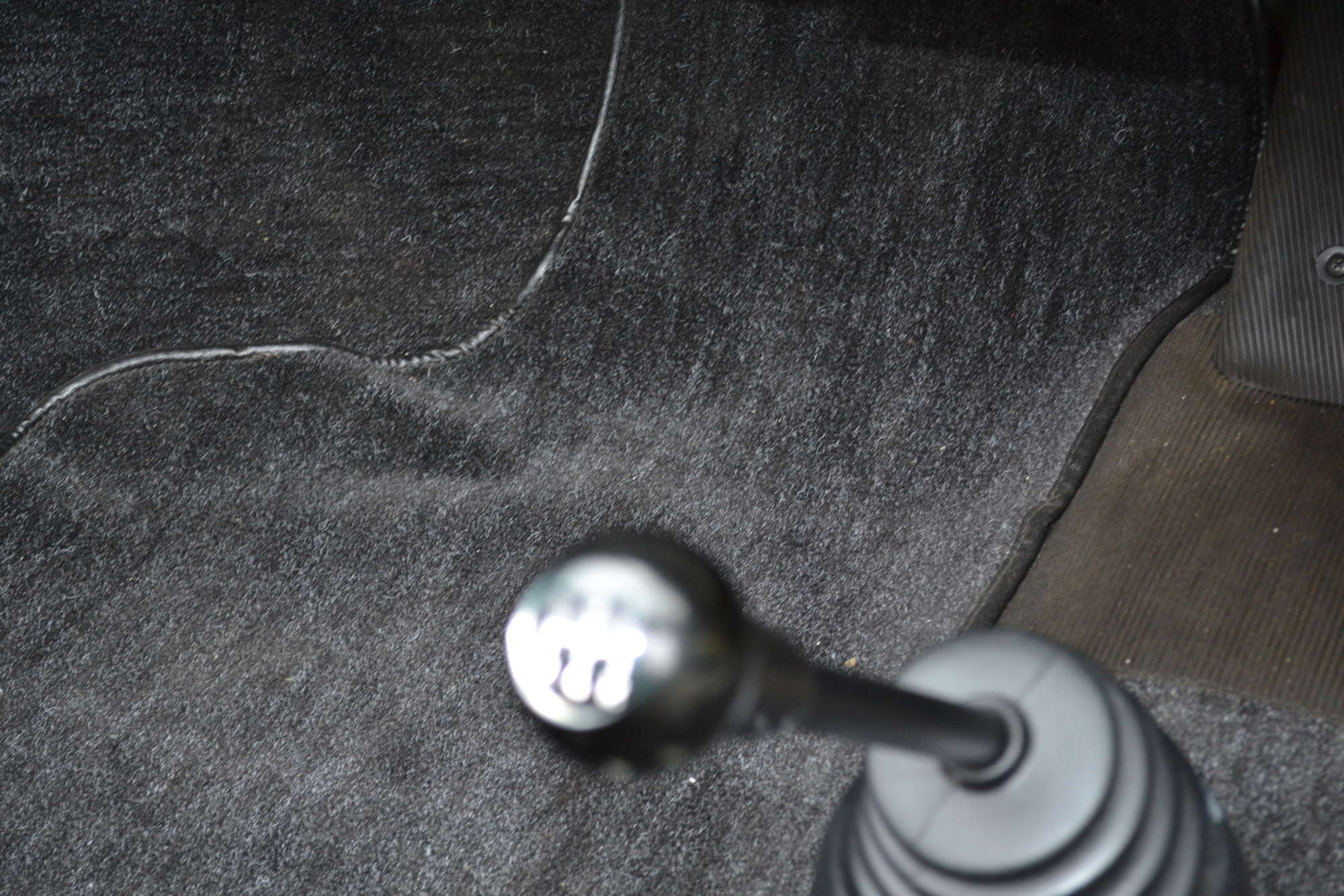 1973 Porsche 911 S 2.4 Targa-Sold