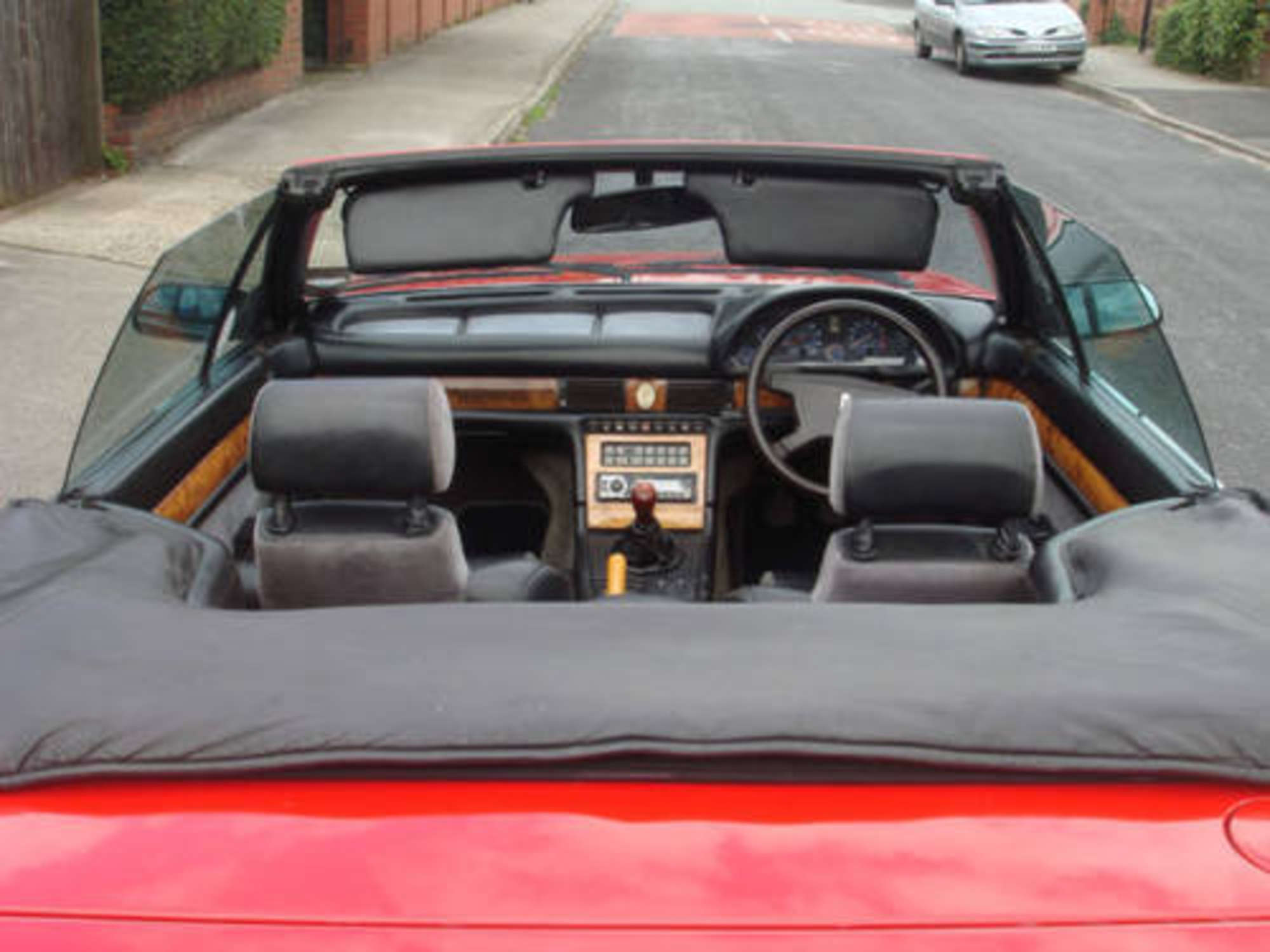 1990 Maserati Spyder E-Auction Lot