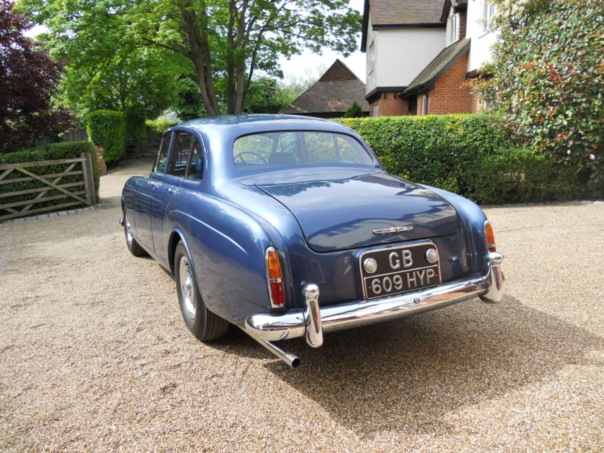 1957 Bentley S1 Continental Flying Spur by H.J. Mulliner-Auction Lot