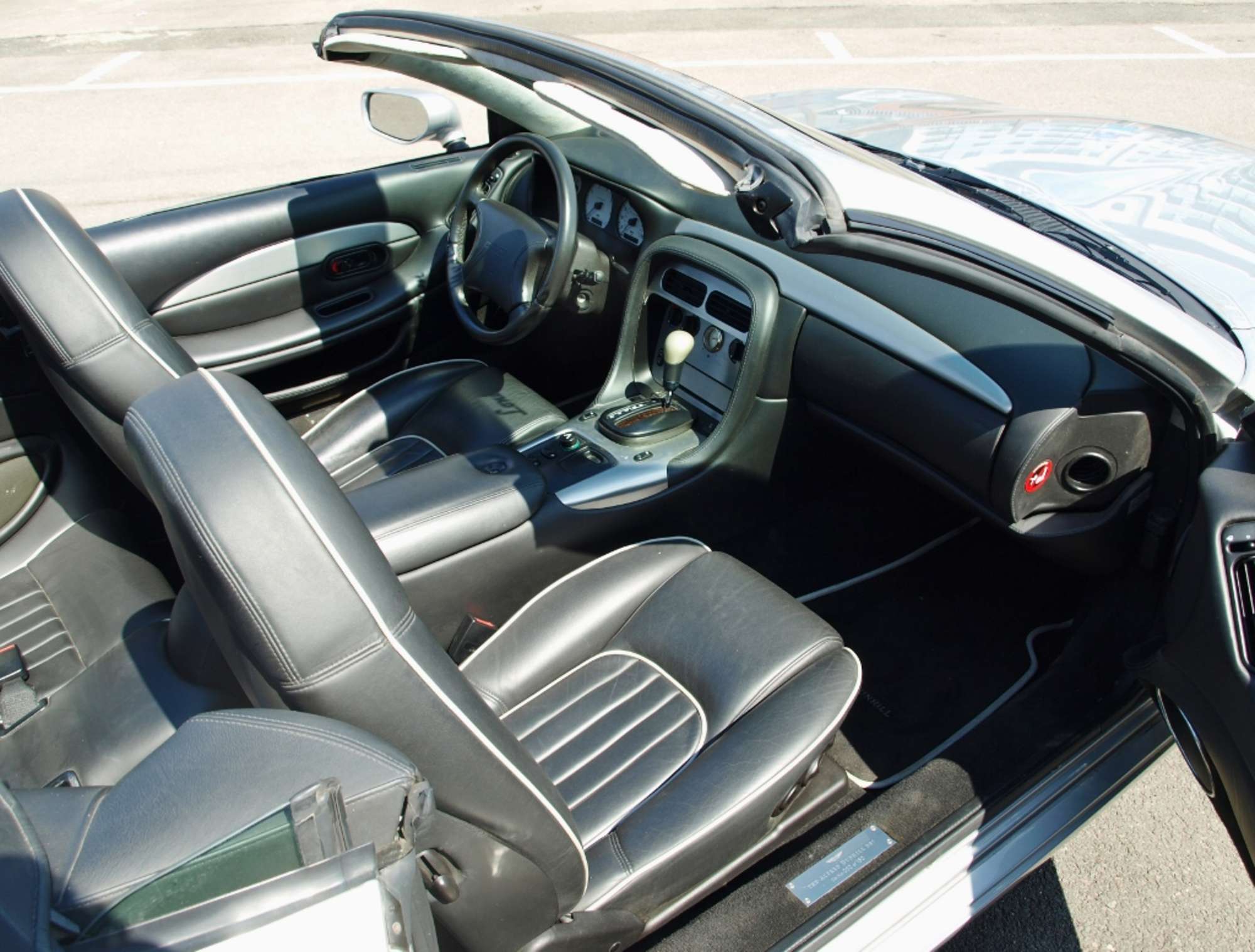 1998 Aston Martin DB7 Volante - Alfred Dunhill Limited Editi-Auction Lot