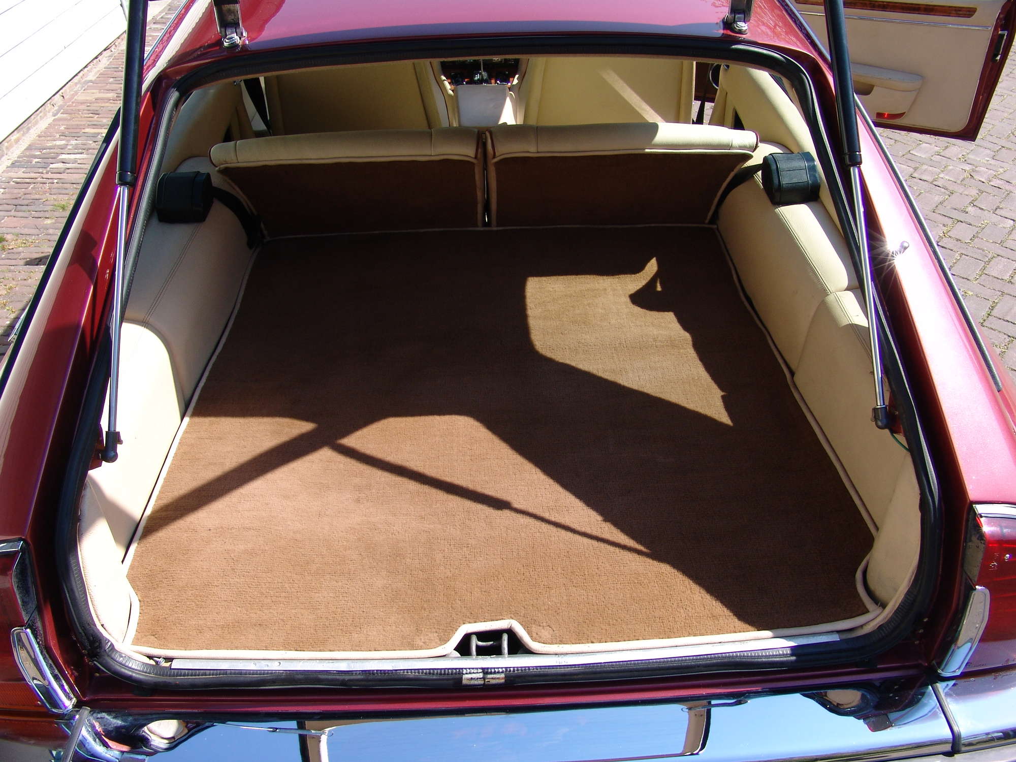 1988 Lynx Eventer V12 HE-Sold