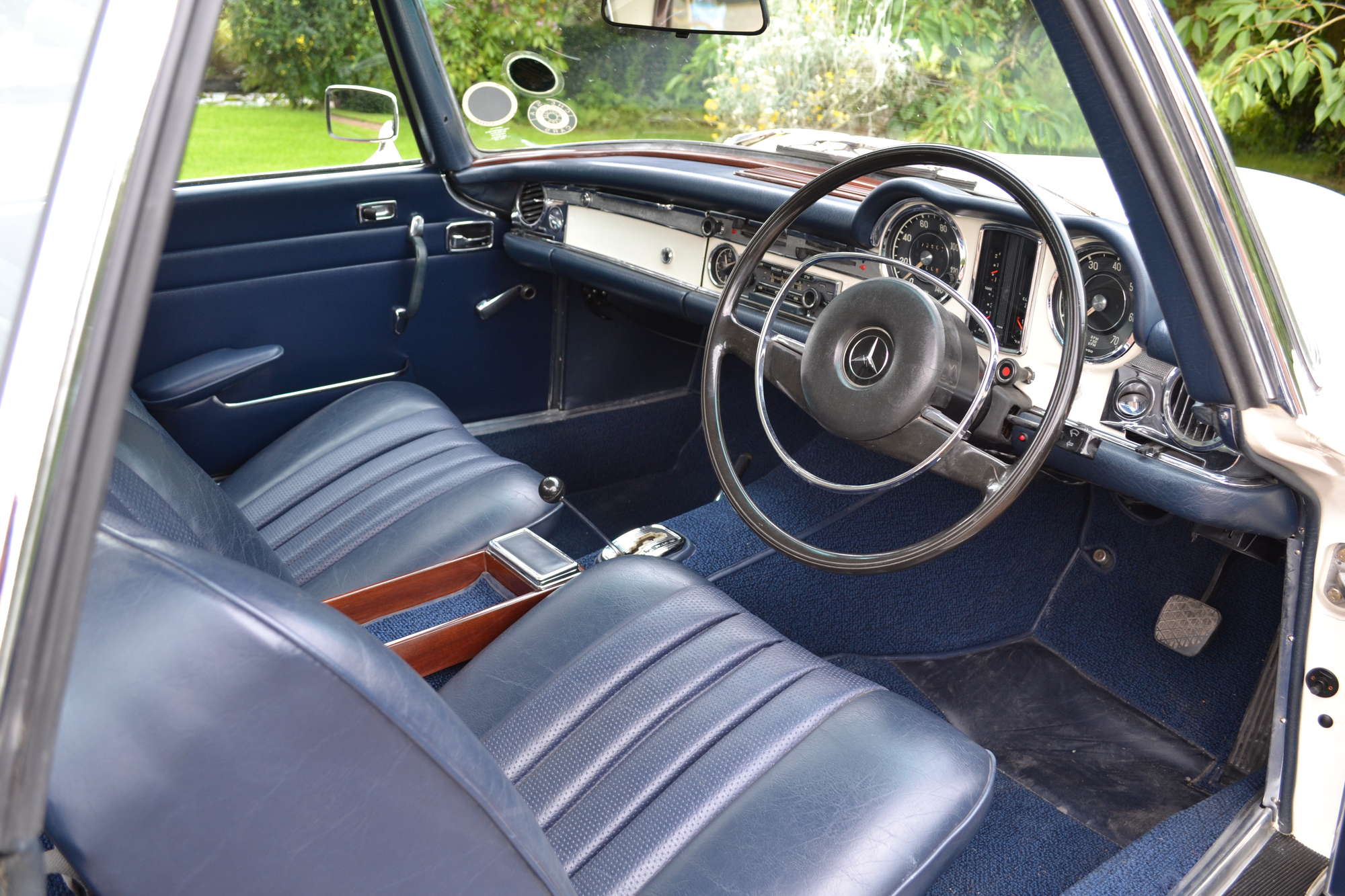 1970 Mercedes-Benz 280SL Pagoda Automatic-Sold