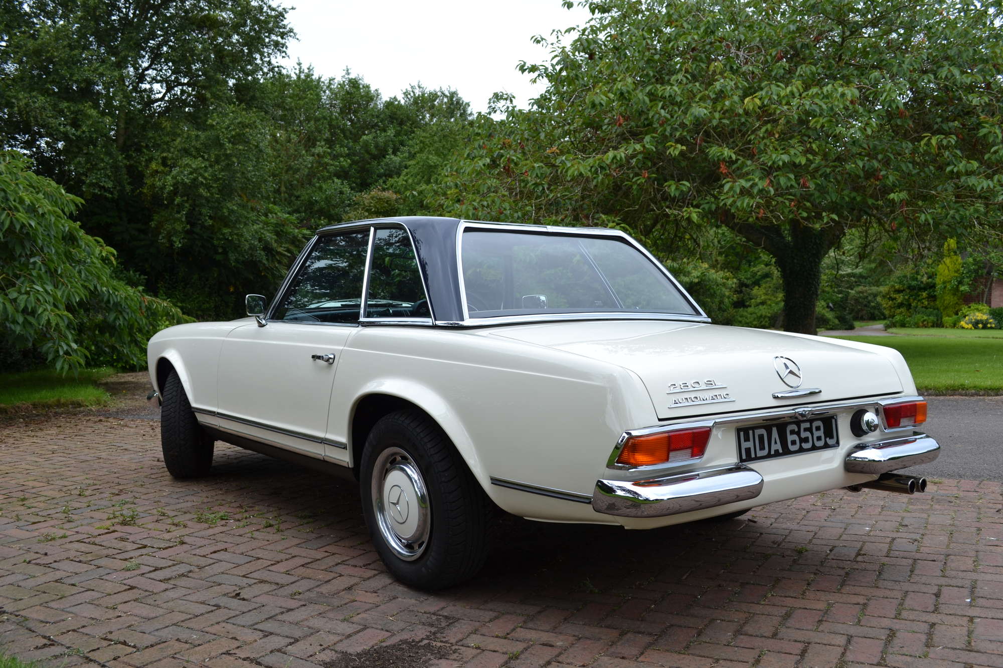 1970 Mercedes-Benz 280SL Pagoda Automatic-Sold