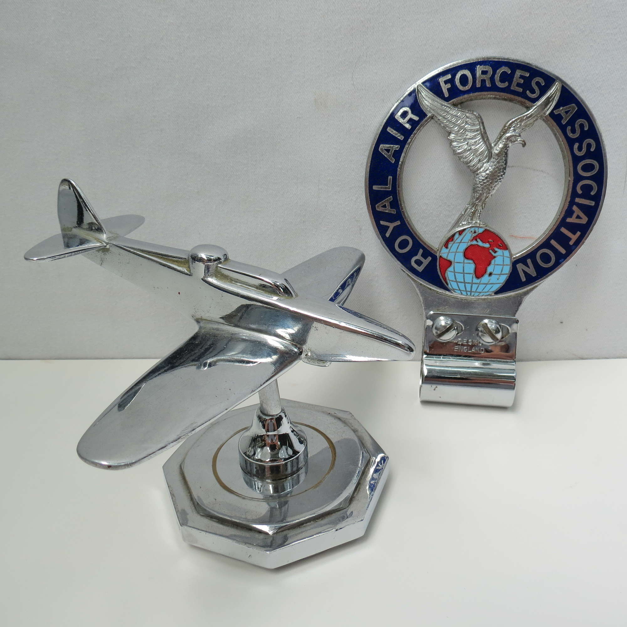 RAF WWII â€“ Boulton-Paul â€œDEFIANTâ€ Car Mascot c1940s-Sold