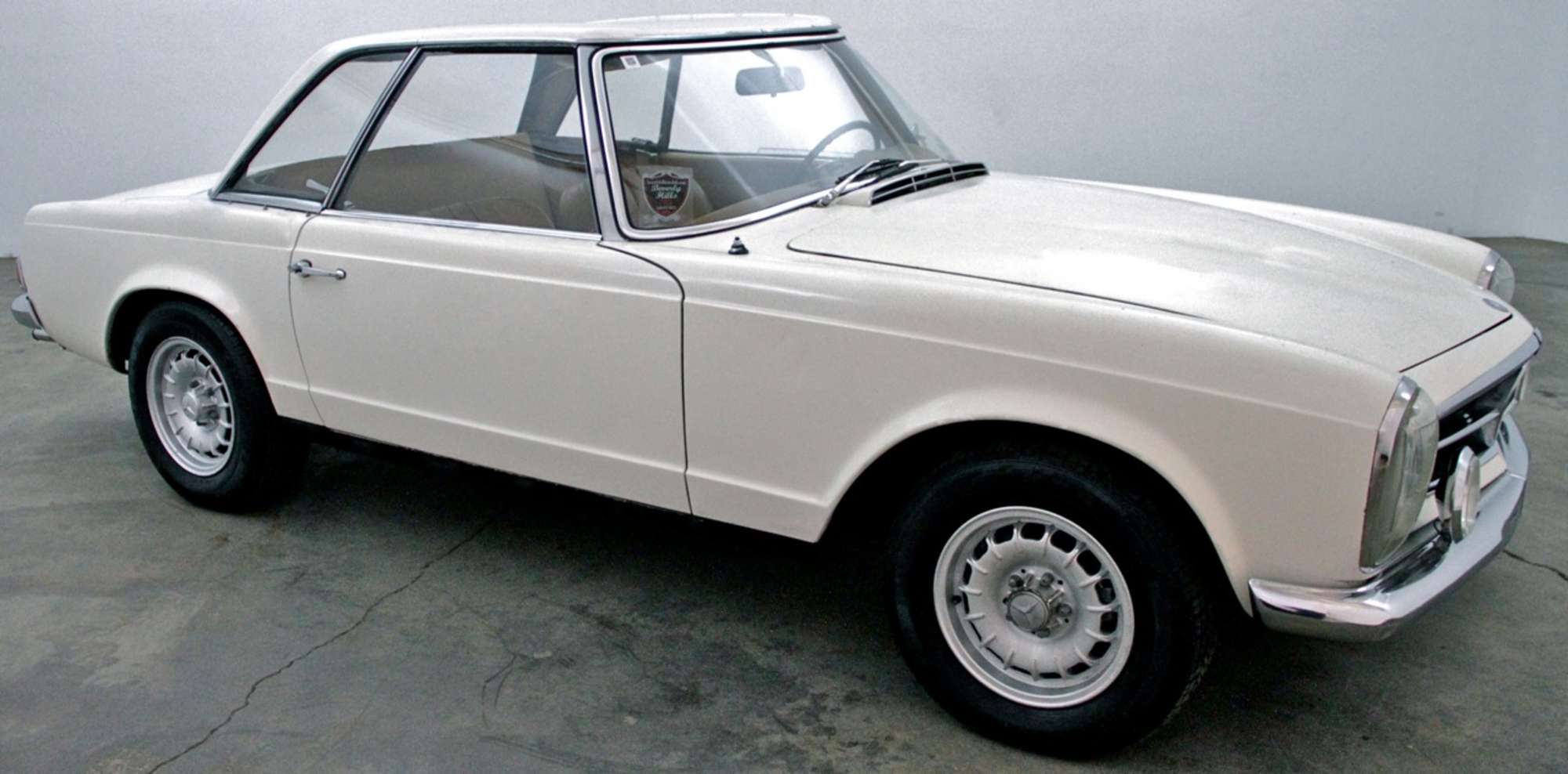 1968 Mercedes-Benz 280SL Pagoda California Coupe-Sold