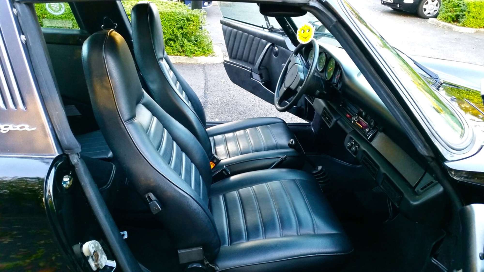 1976 Porsche 911 S Targa-Sold