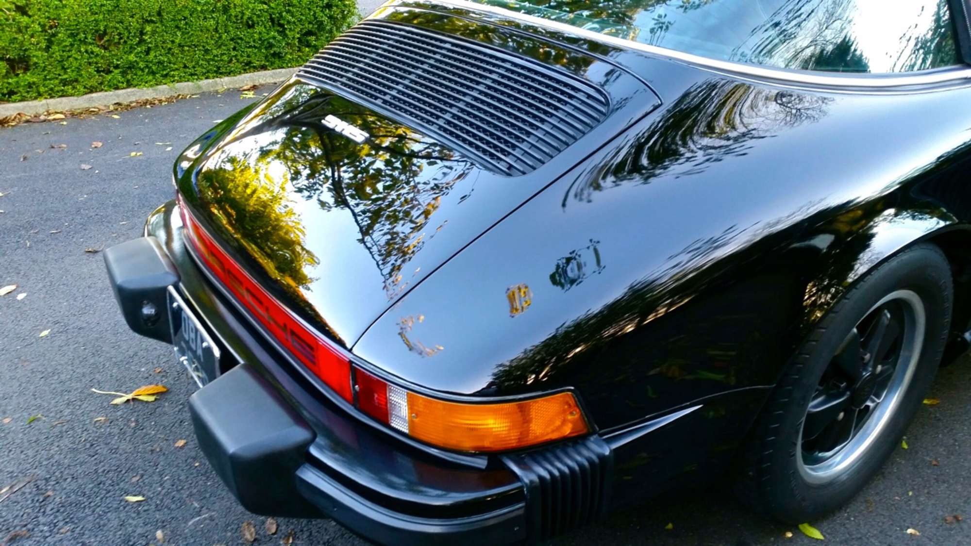 1976 Porsche 911 S Targa-Sold