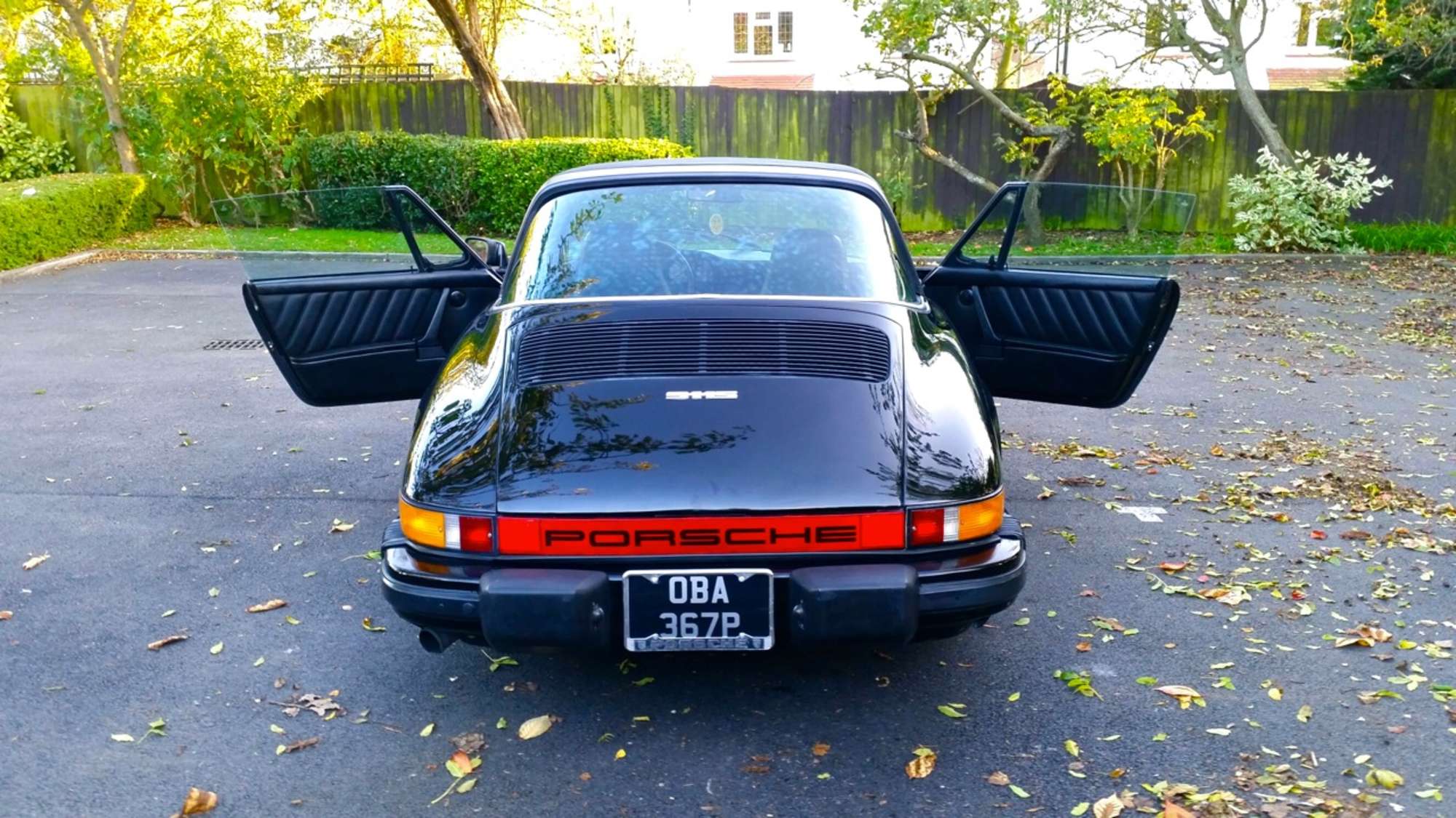1976 Porsche 911 S Targa-Sold