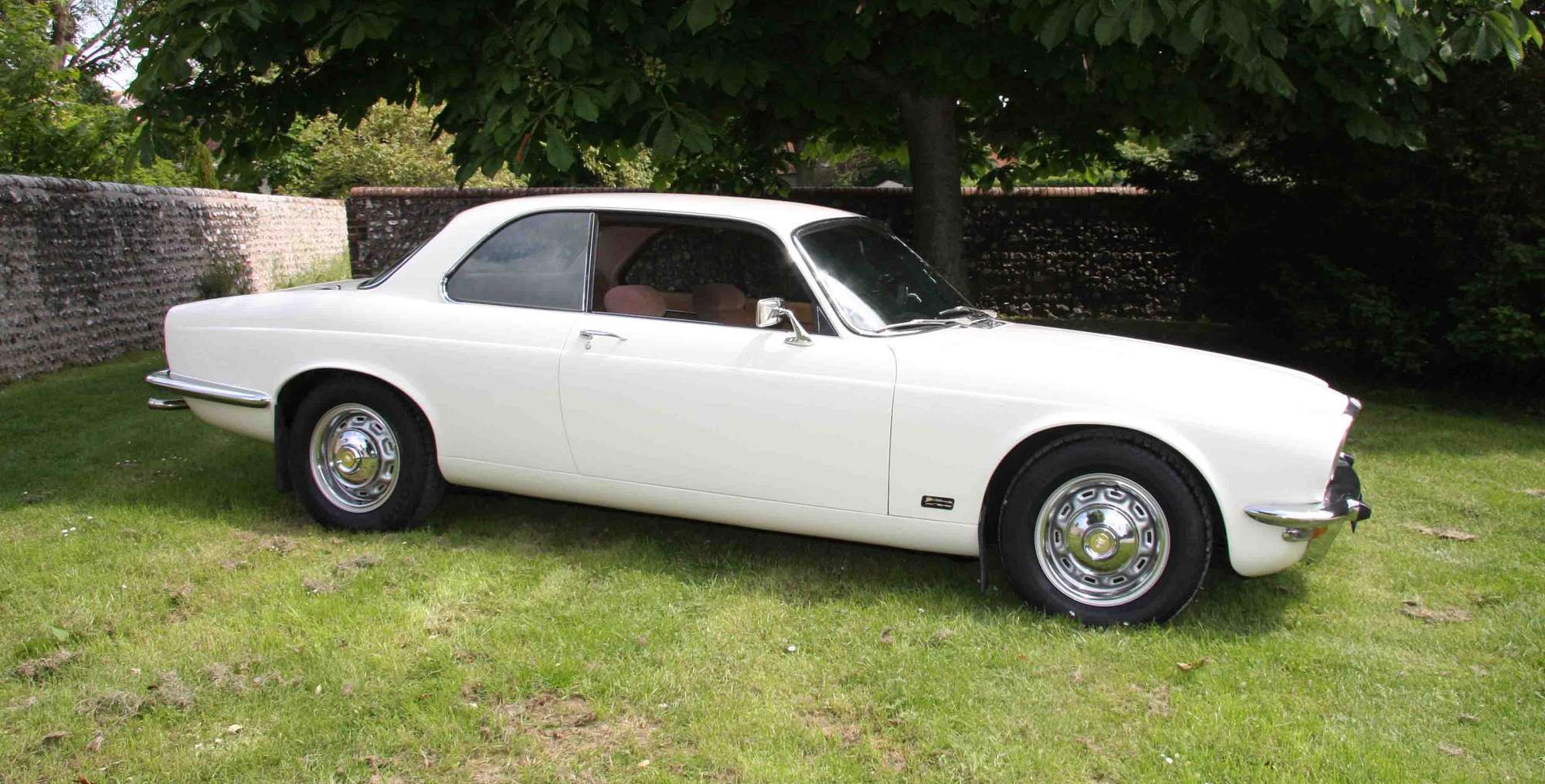 1977 Jaguar XJ 4.2C Auto-Sold