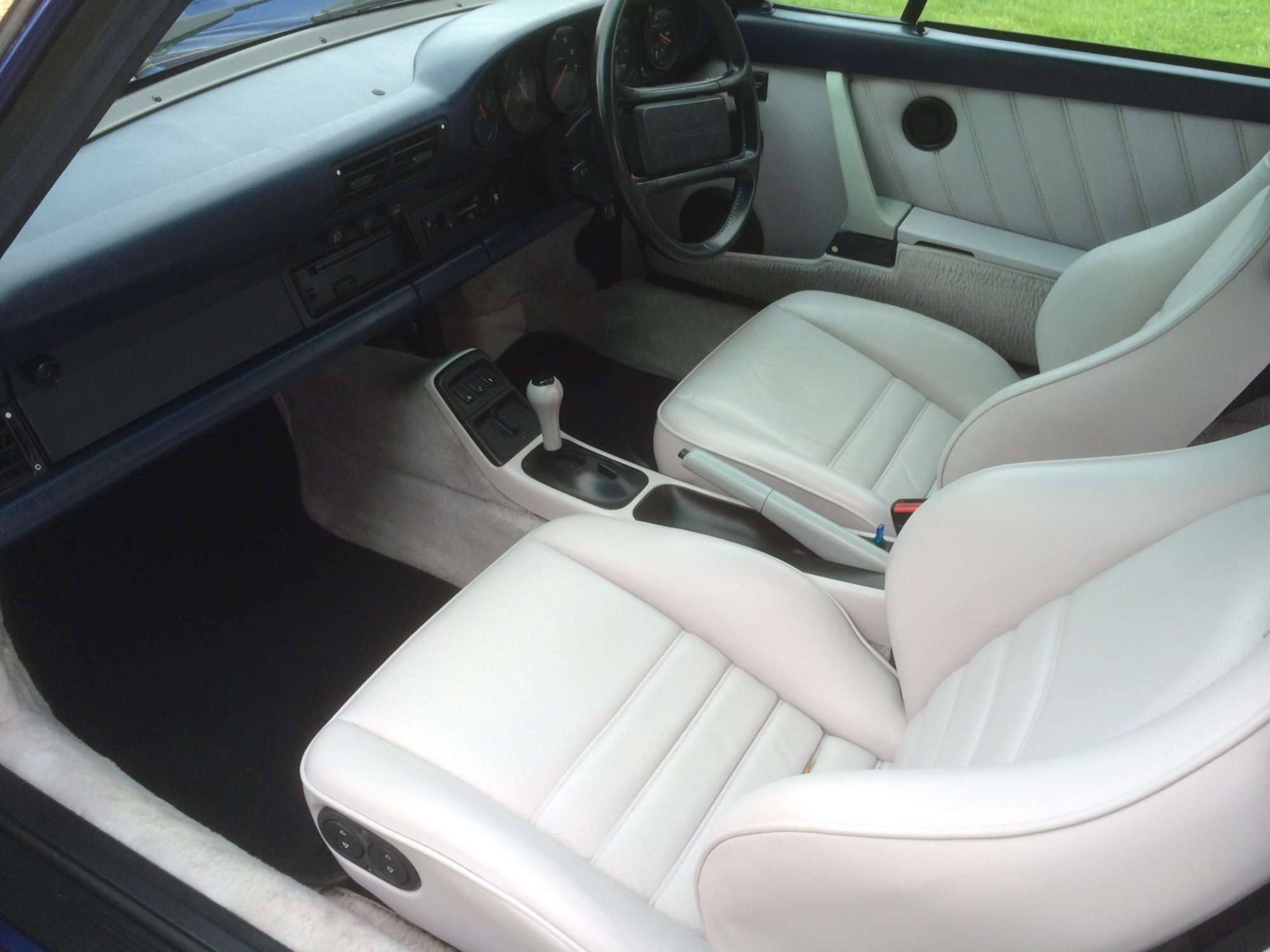 1990 Porsche 911 964 Carrera Cabriolet-Auction Lot