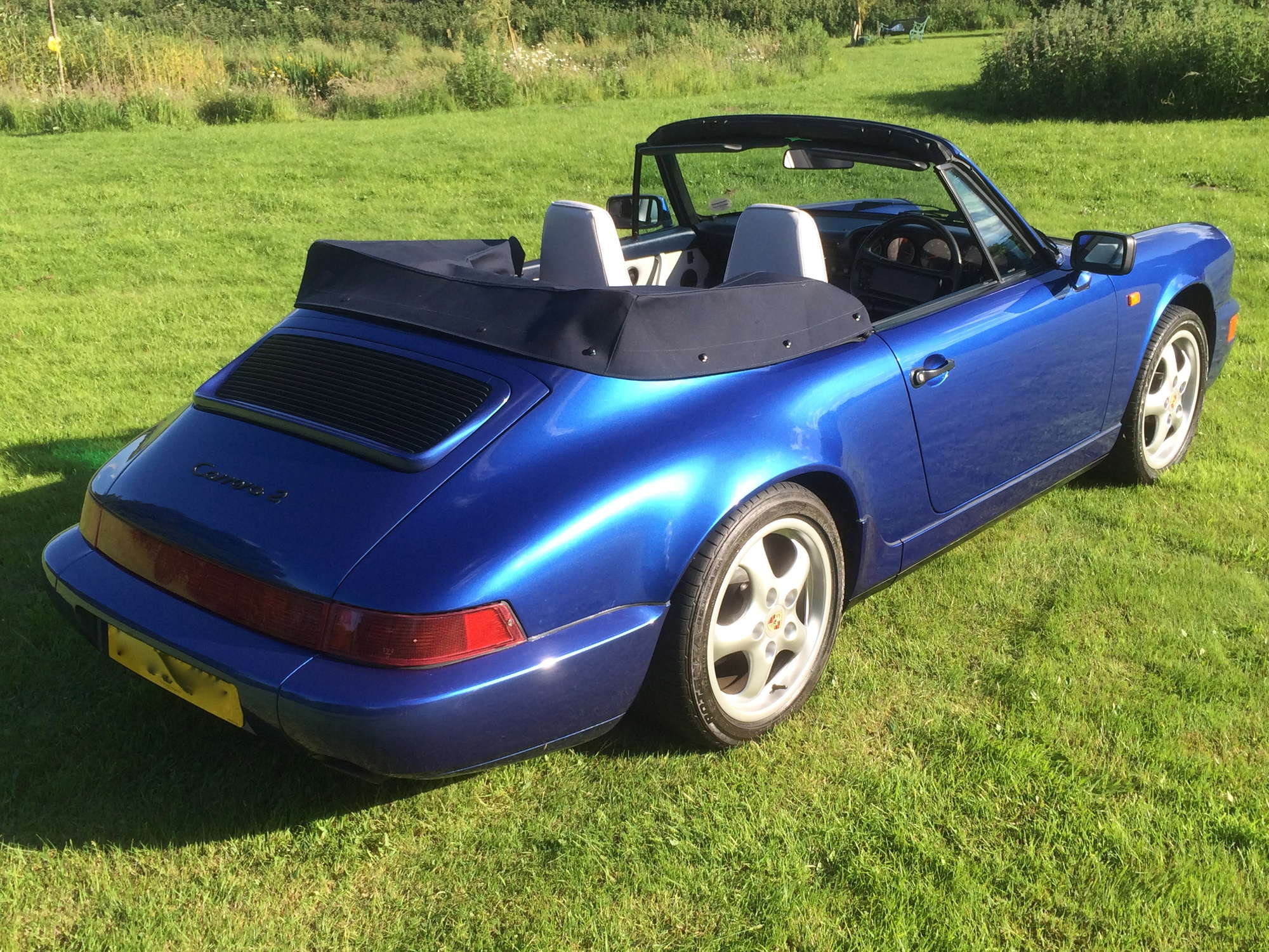 1990 Porsche 911 964 Carrera Cabriolet-Auction Lot