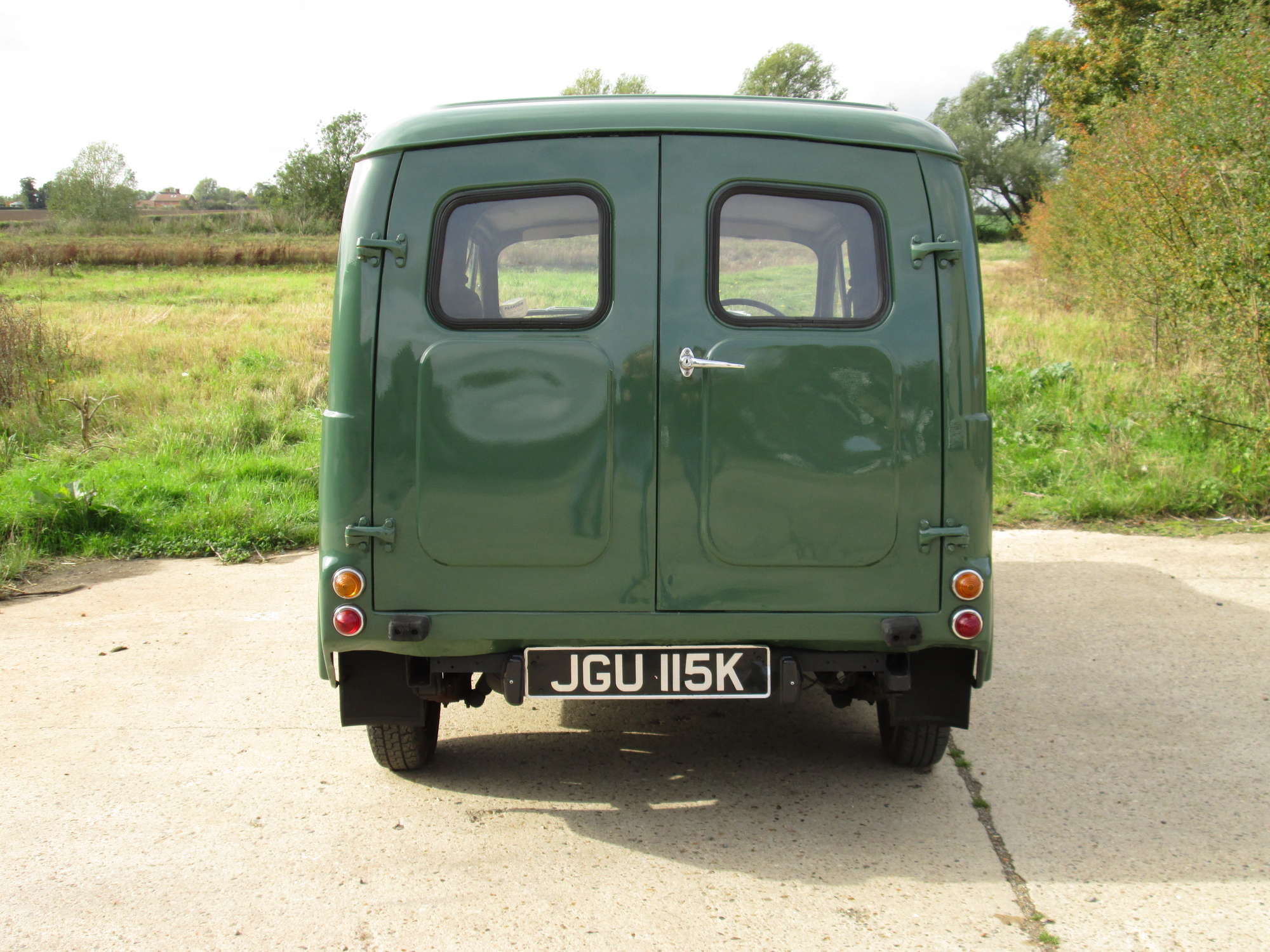 1971 Morris Minor Commercial-Sold