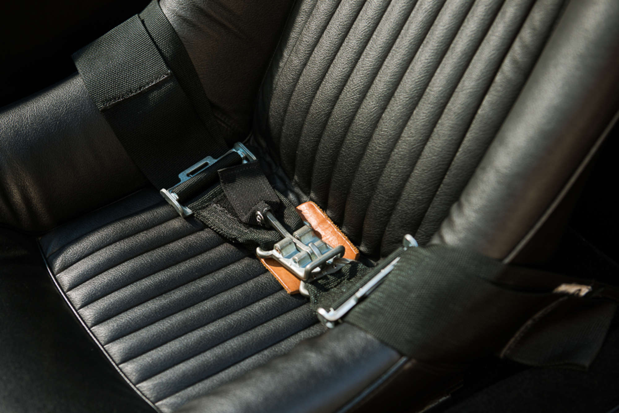 1969 DeTomaso Mangusta-Sold