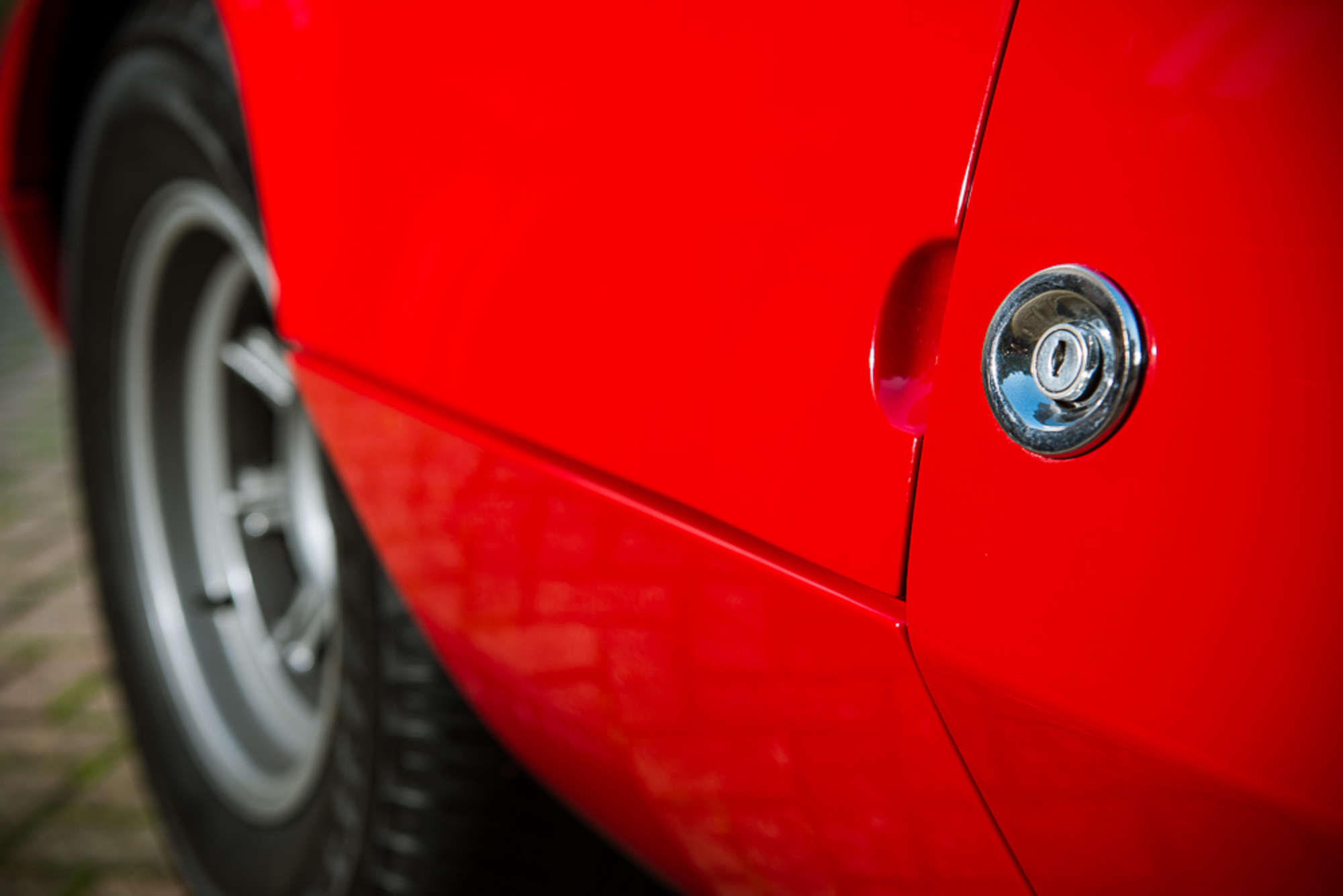 1969 DeTomaso Mangusta-Sold