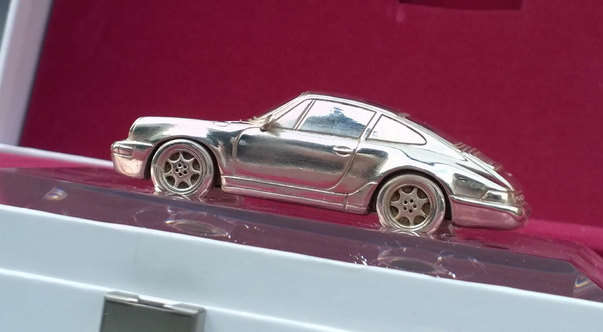 Porsche 993 Desk Paper Weight-Auction Lot