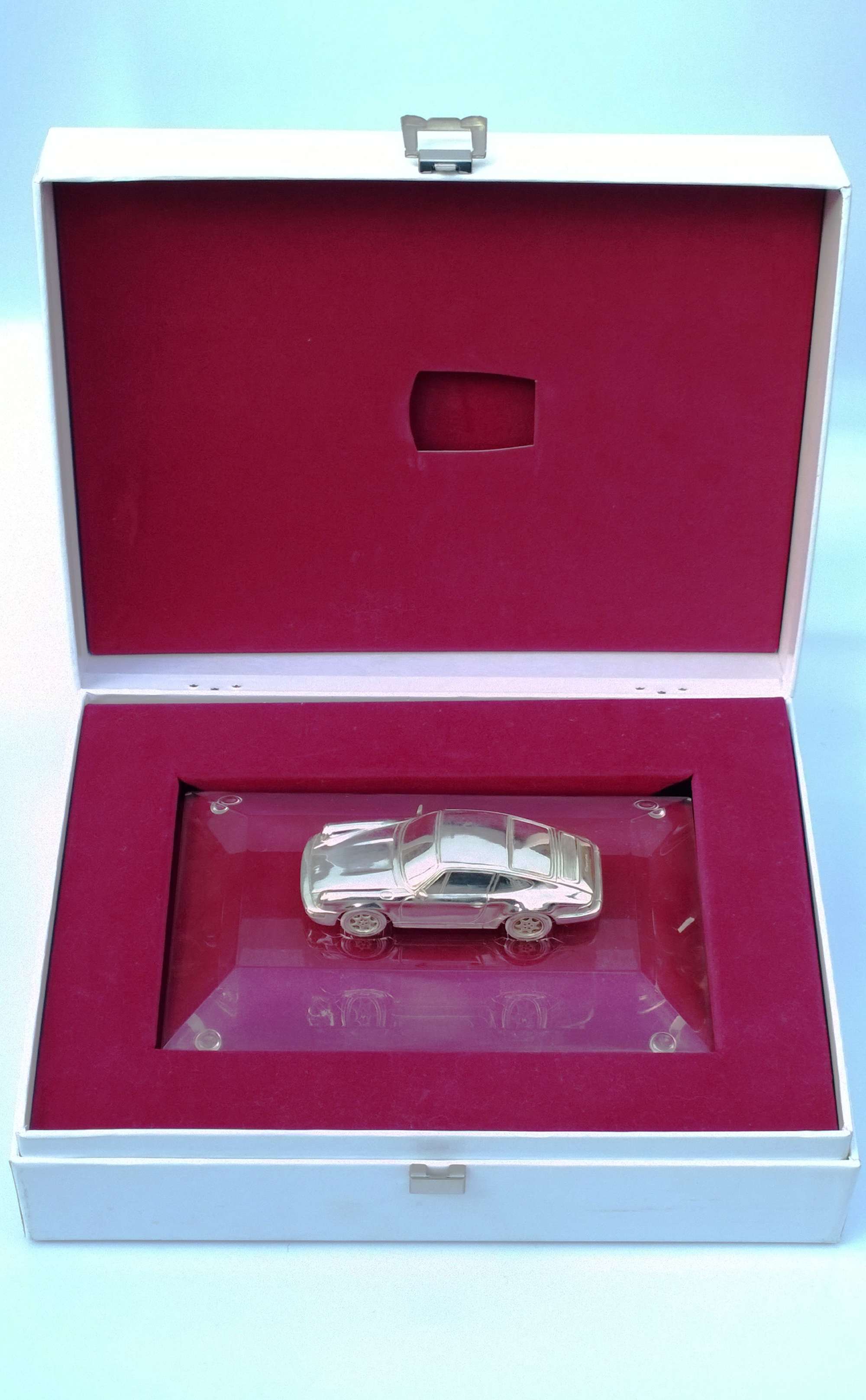 Porsche 993 Desk Paper Weight-Auction Lot