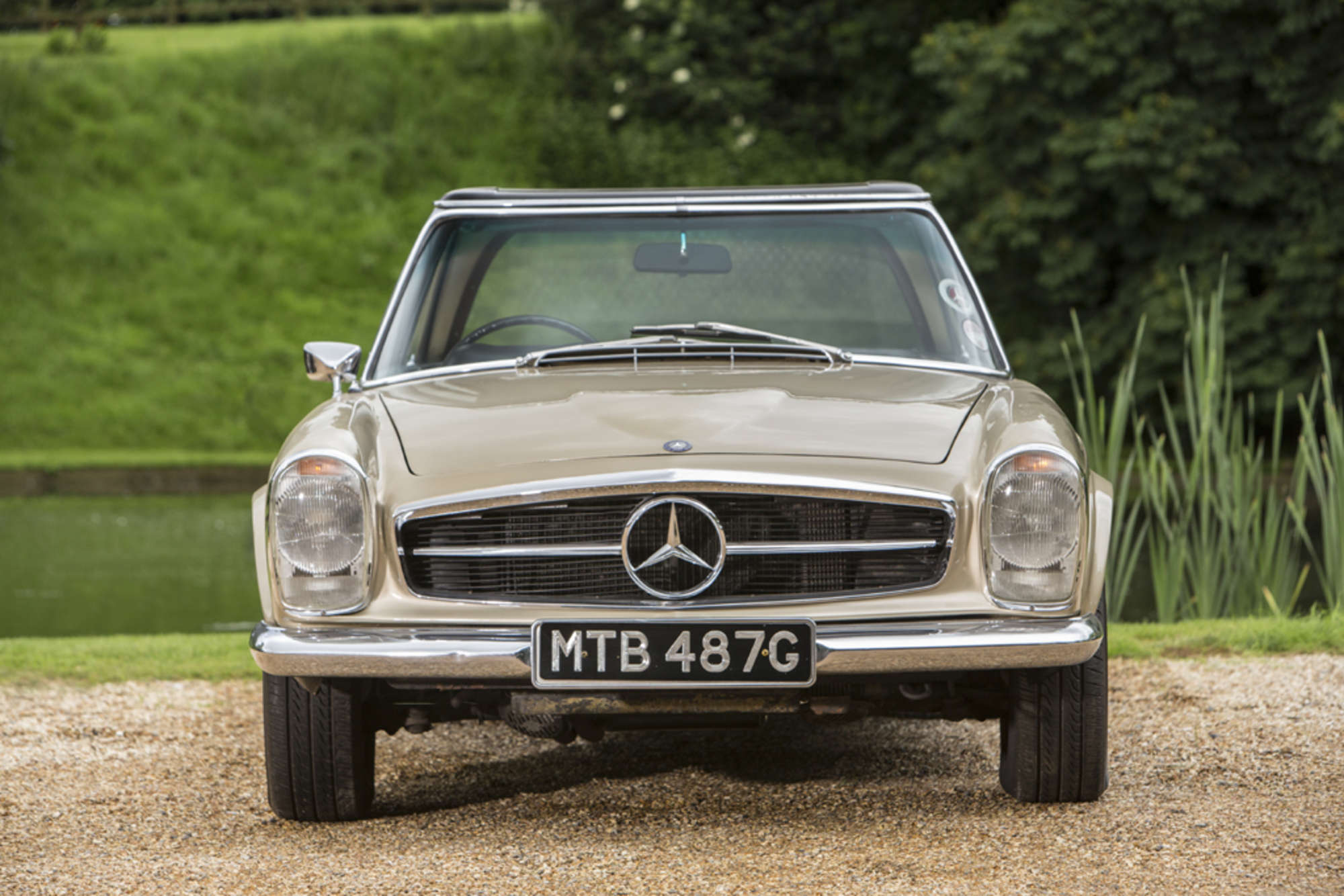 1969 Mercedes-Benz 280SL Pagoda with Hardtop-Sold