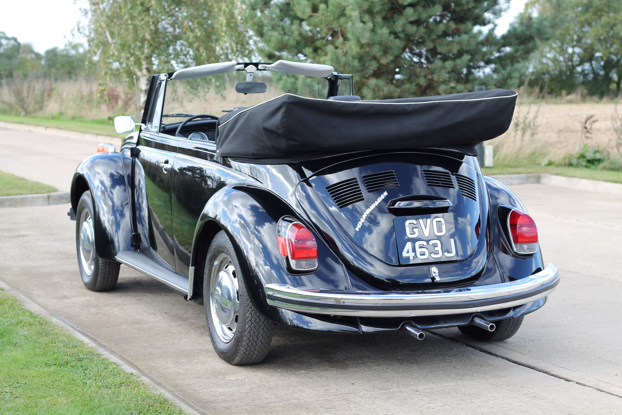 1971 Volkswagen Karmann Cabriolet-Sold